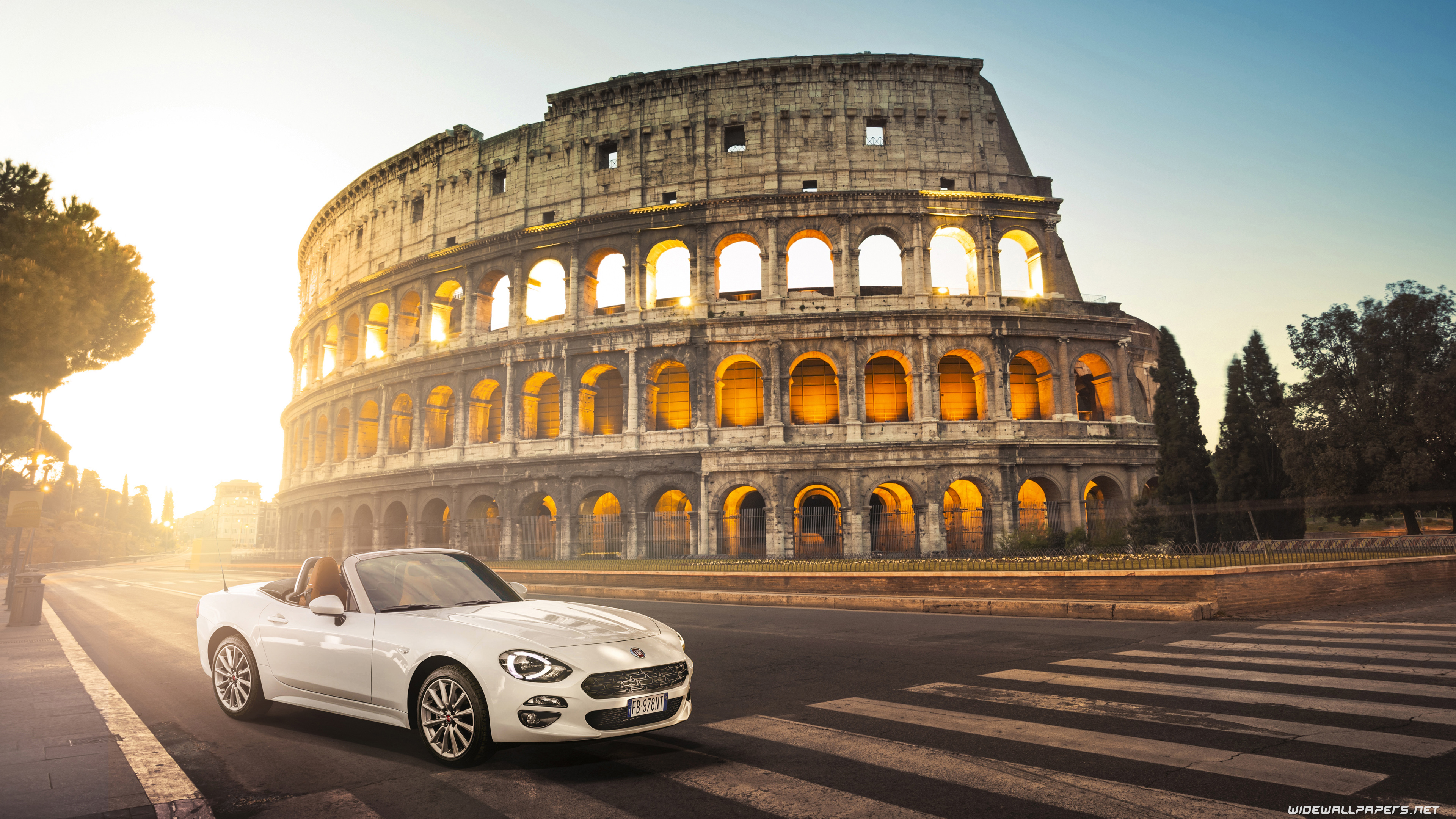 Fiat 124 Spider Wallpapers