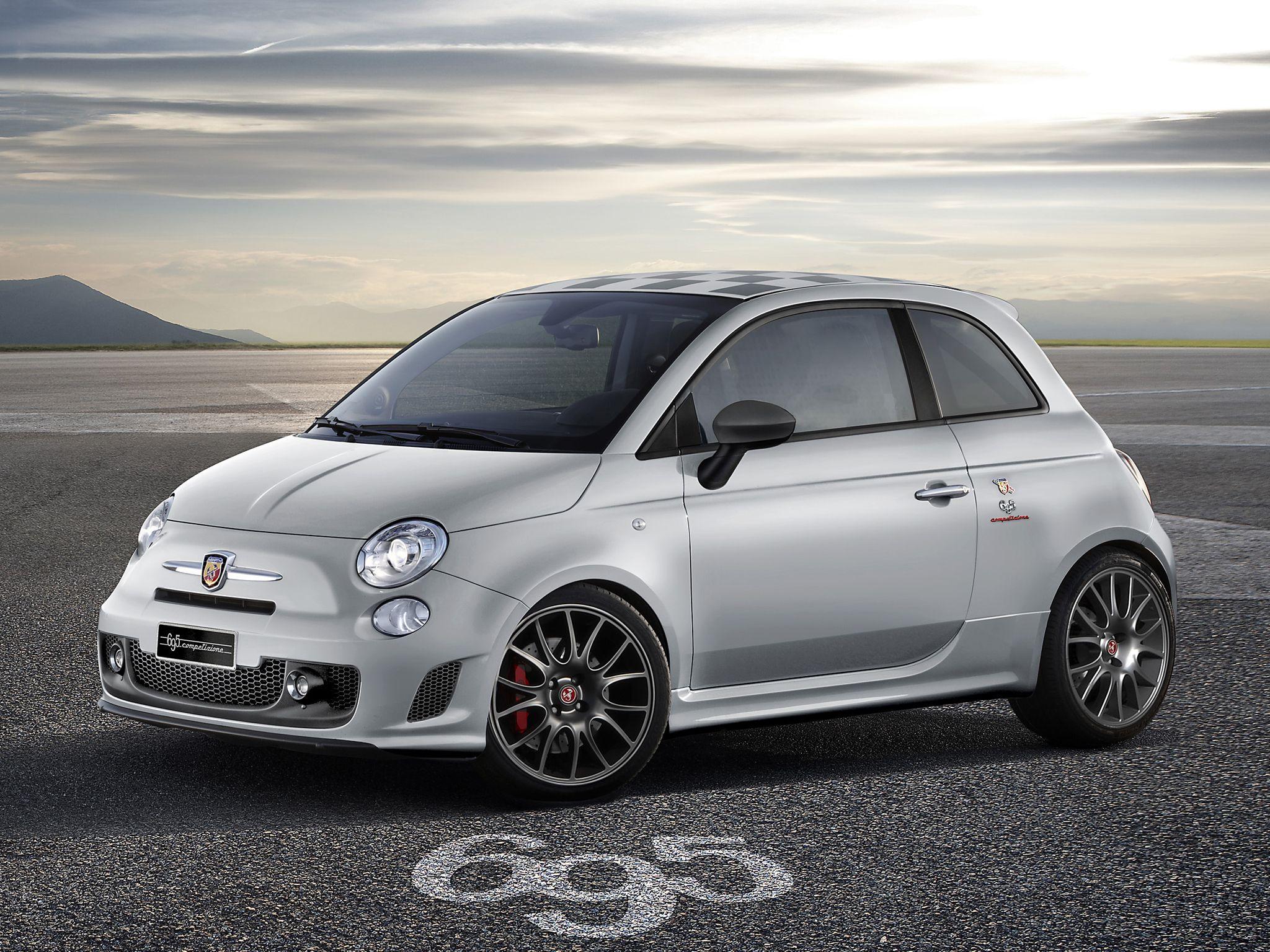 Fiat 500 Lusso Wallpapers