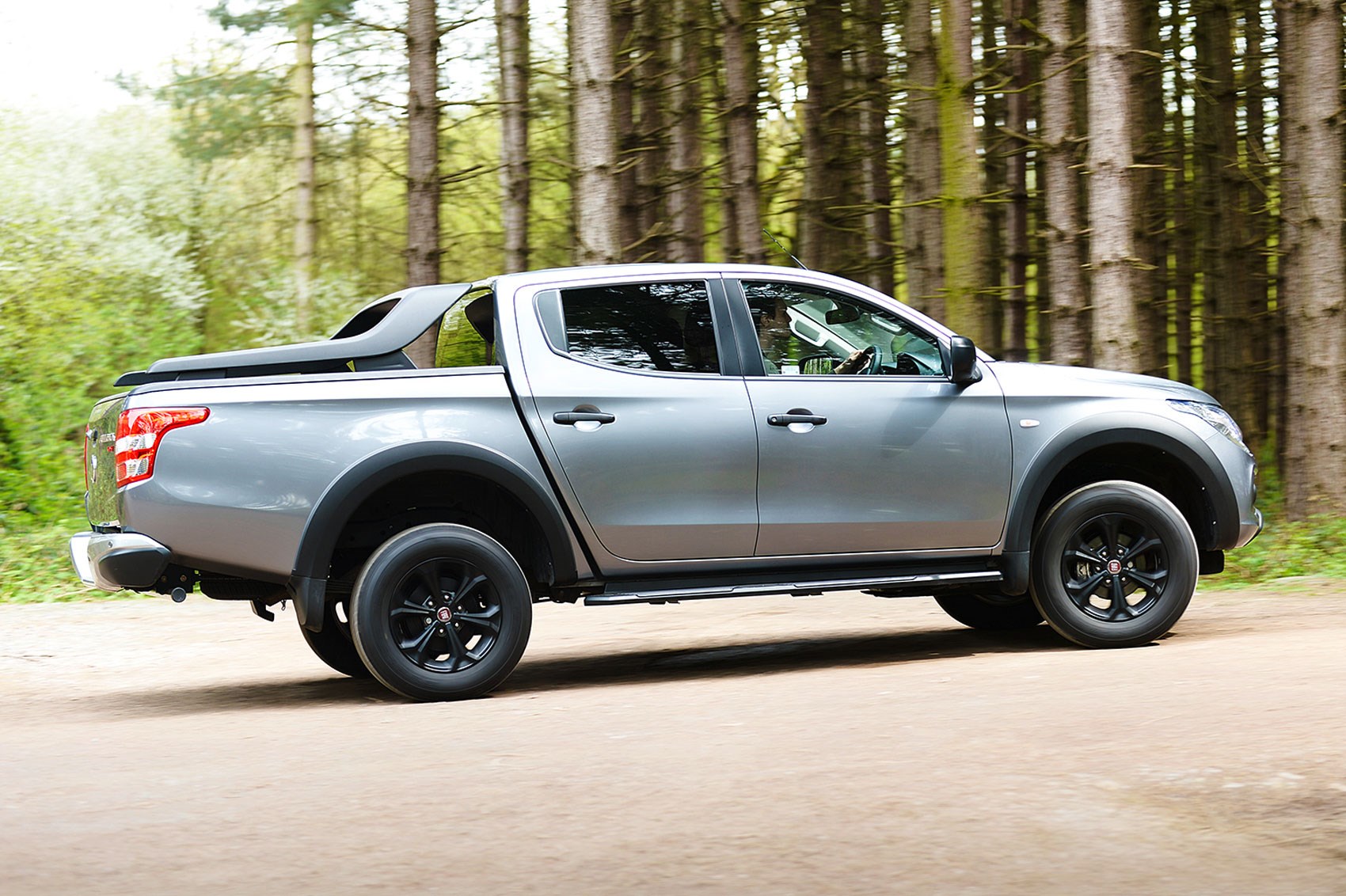 Fiat Fullback Wallpapers