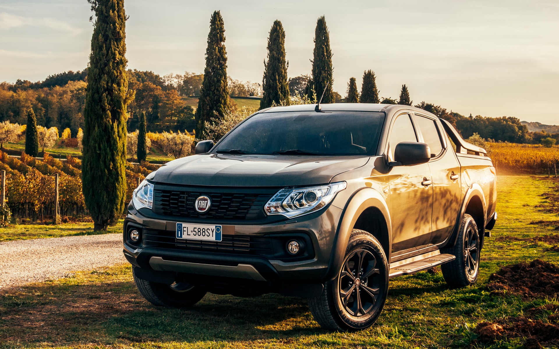 Fiat Fullback Wallpapers