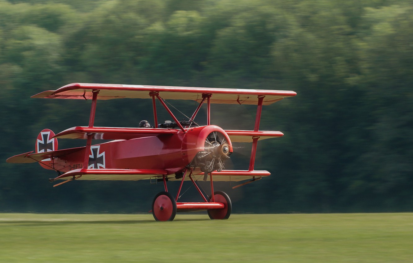 Fokker Triplane Wallpapers