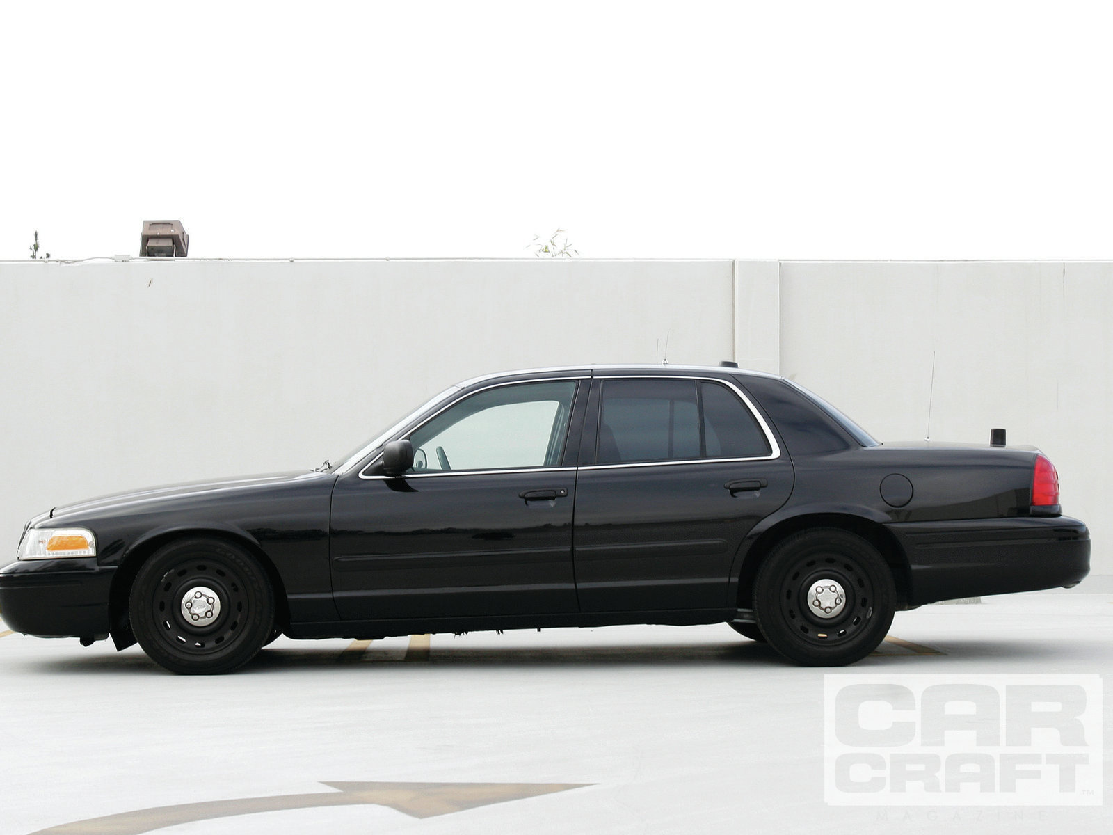 Ford Crown Victoria Wallpapers