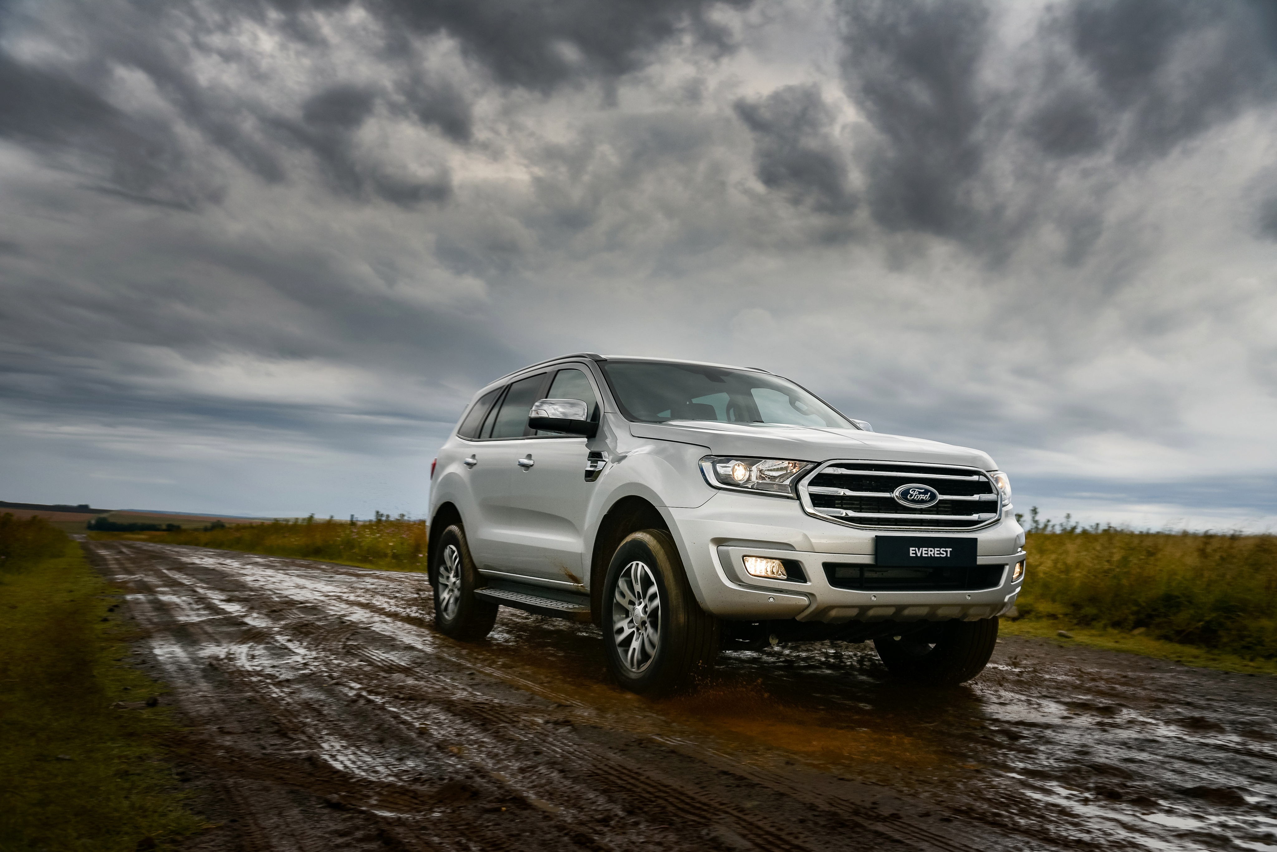 Ford Everest Wallpapers