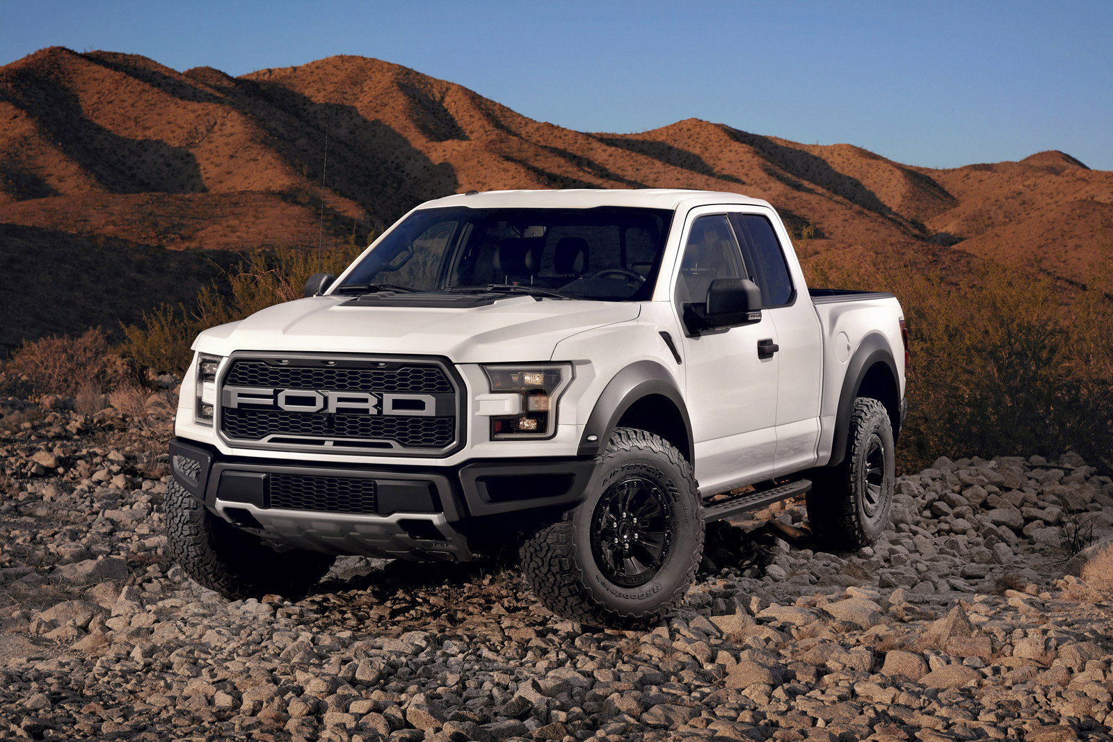 Ford F-150 Raptor Wallpapers