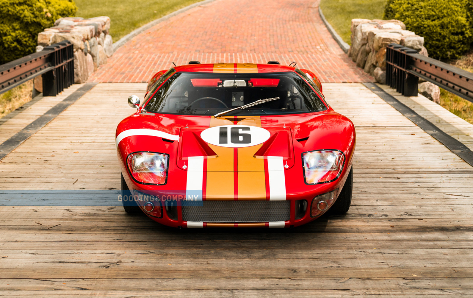 Ford Gt40 Lightweight Race Car Wallpapers