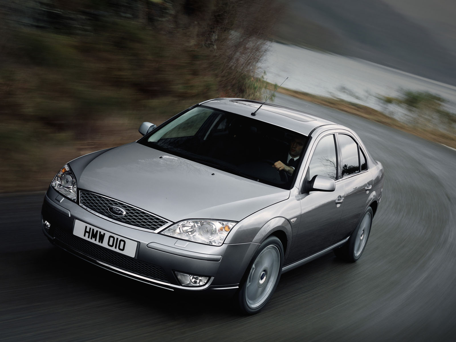 Ford Mondeo Wallpapers