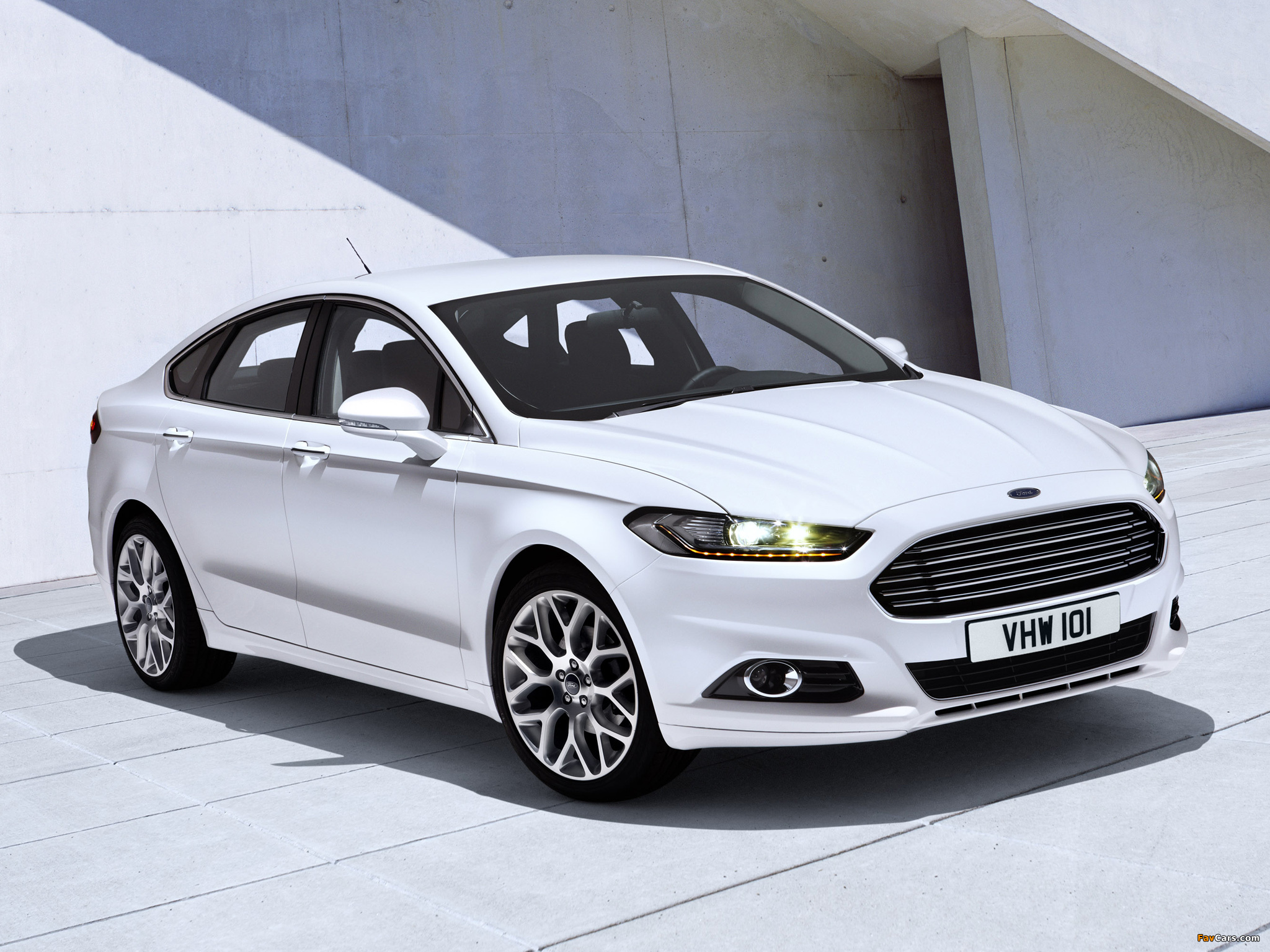 Ford Mondeo Wallpapers