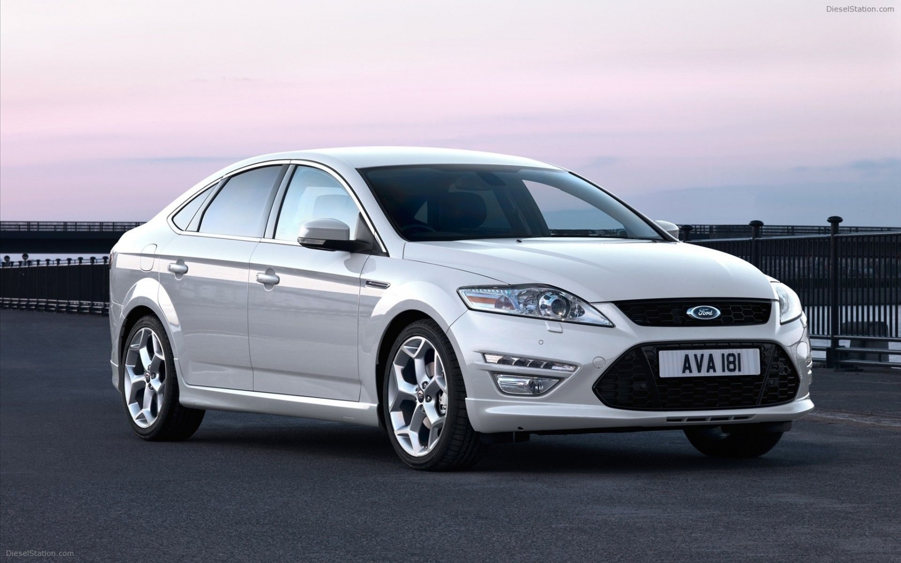 Ford Mondeo Wallpapers