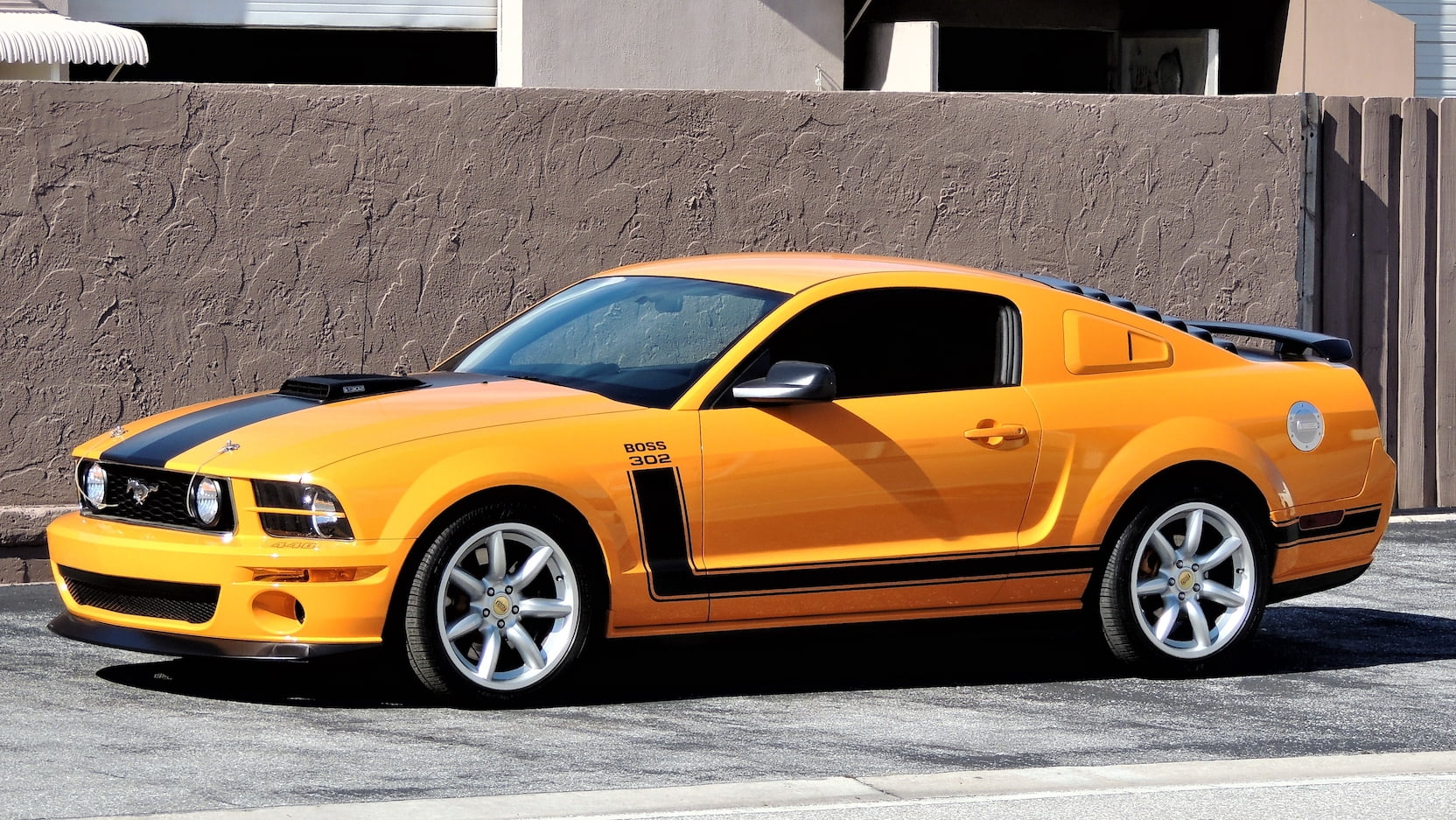 Ford Mustang Saleen S302 Parnelli Jones Limited Edition Wallpapers