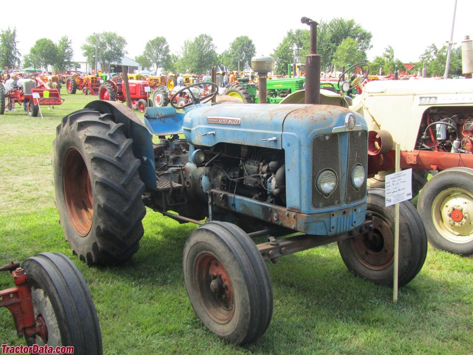 Fordson Tractor Wallpapers