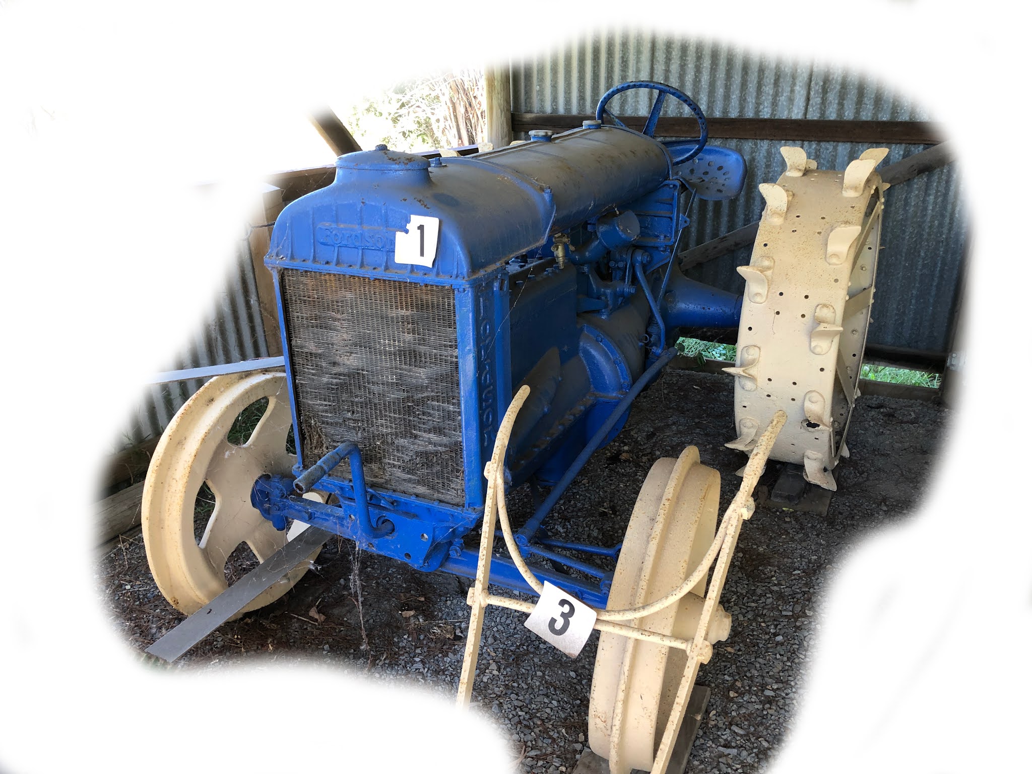 Fordson Tractor Wallpapers