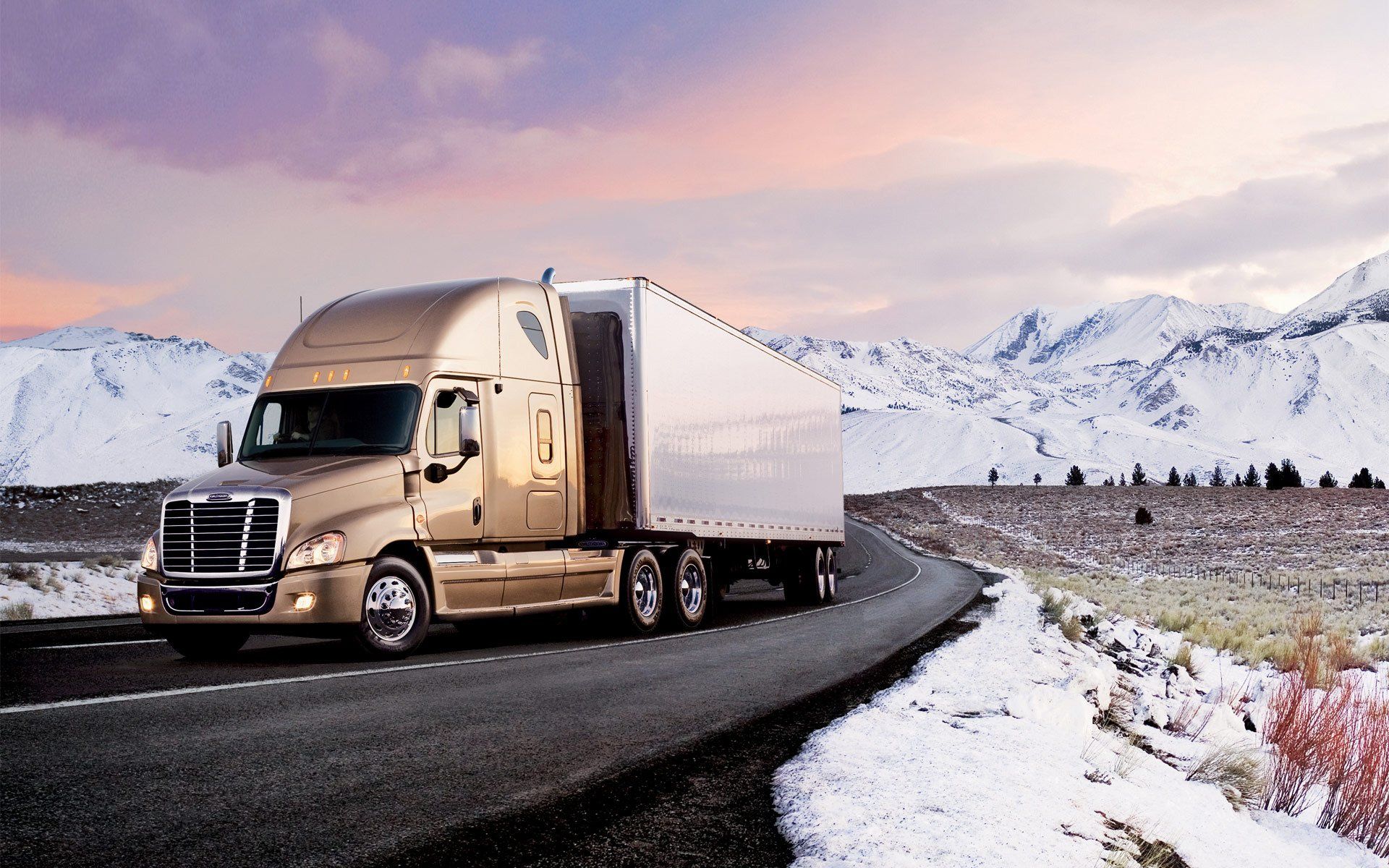 Freightliner Wallpapers