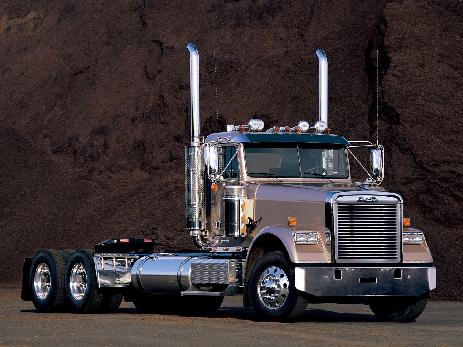 Freightliner Wallpapers