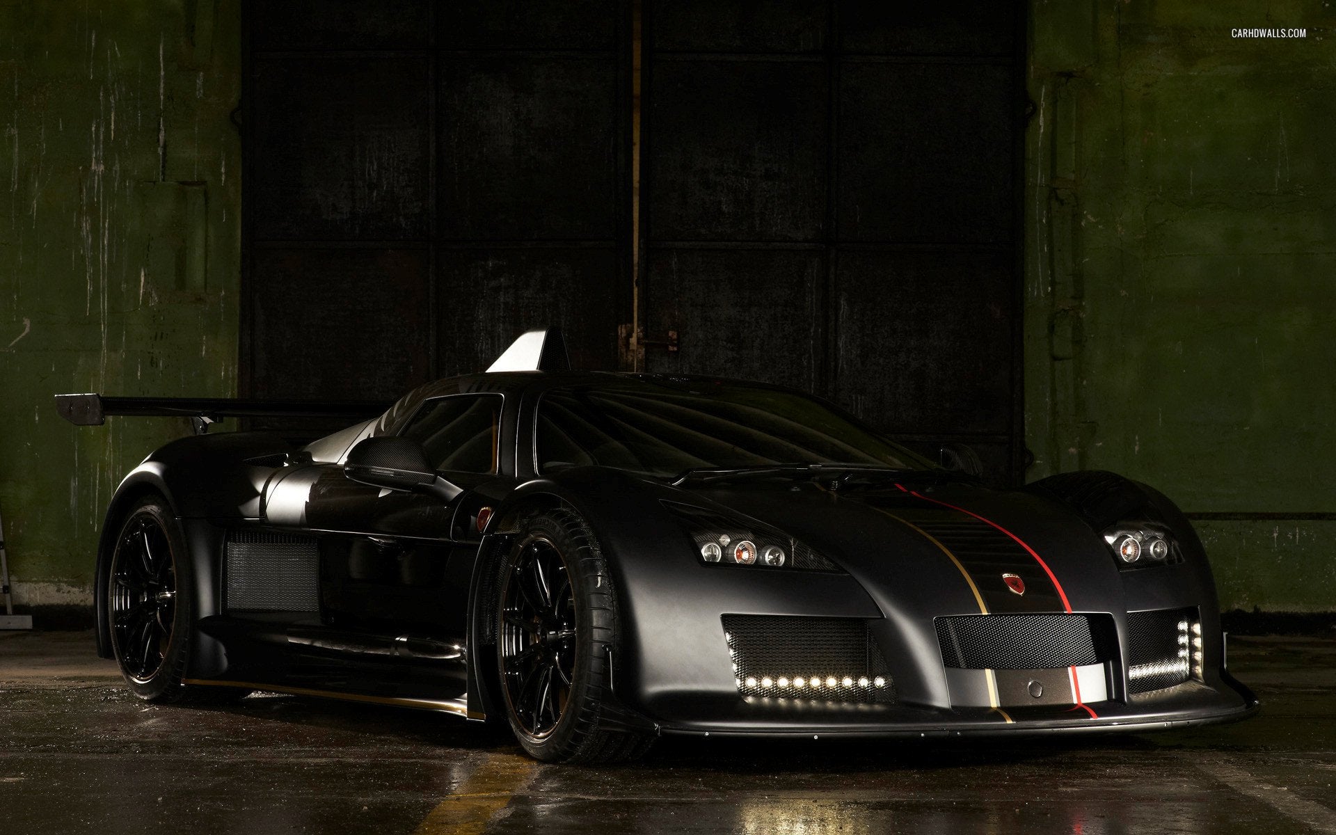 Gumpert Apollo Sedan Wallpapers