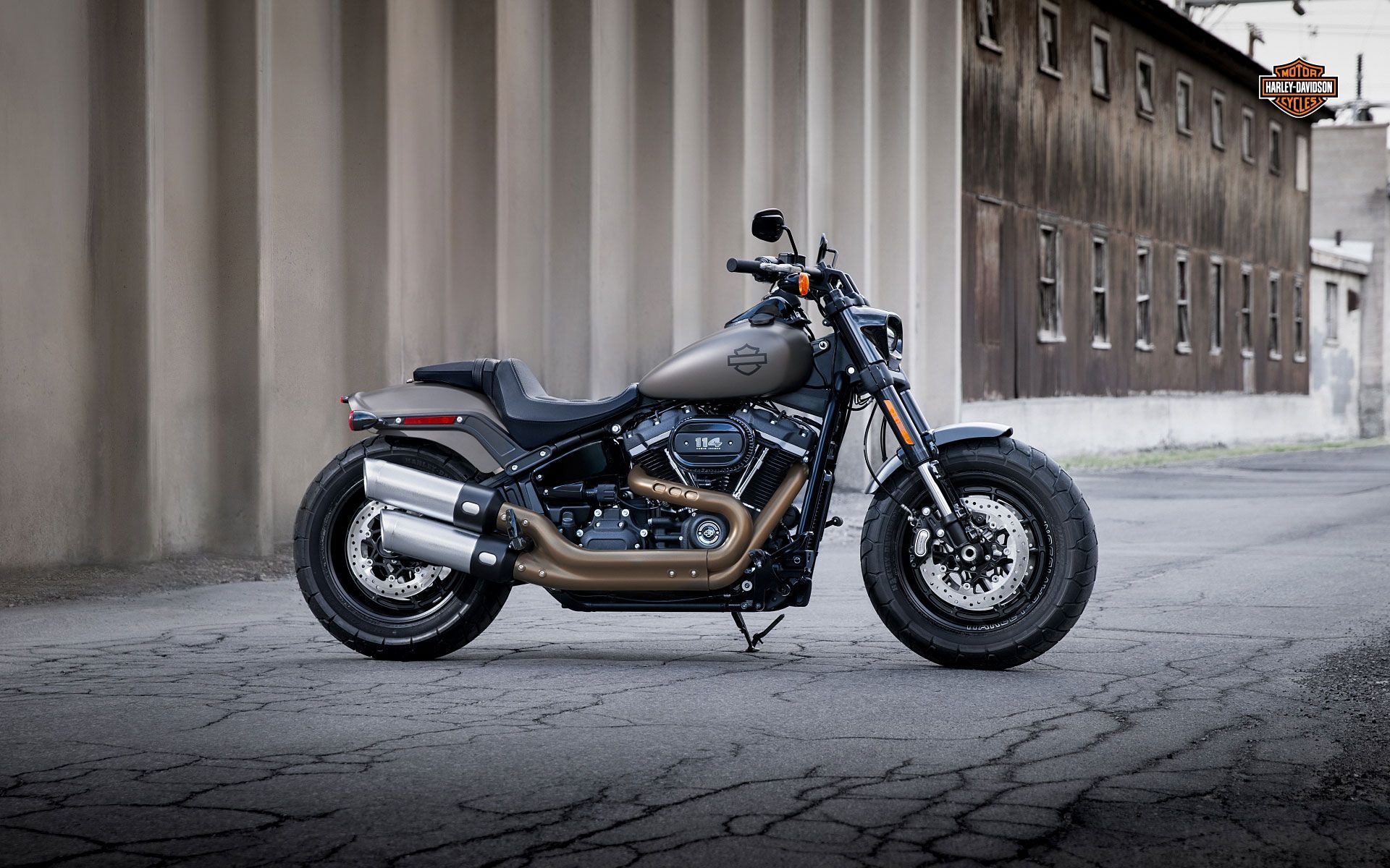 Harley-Davidson Fat Bob Wallpapers