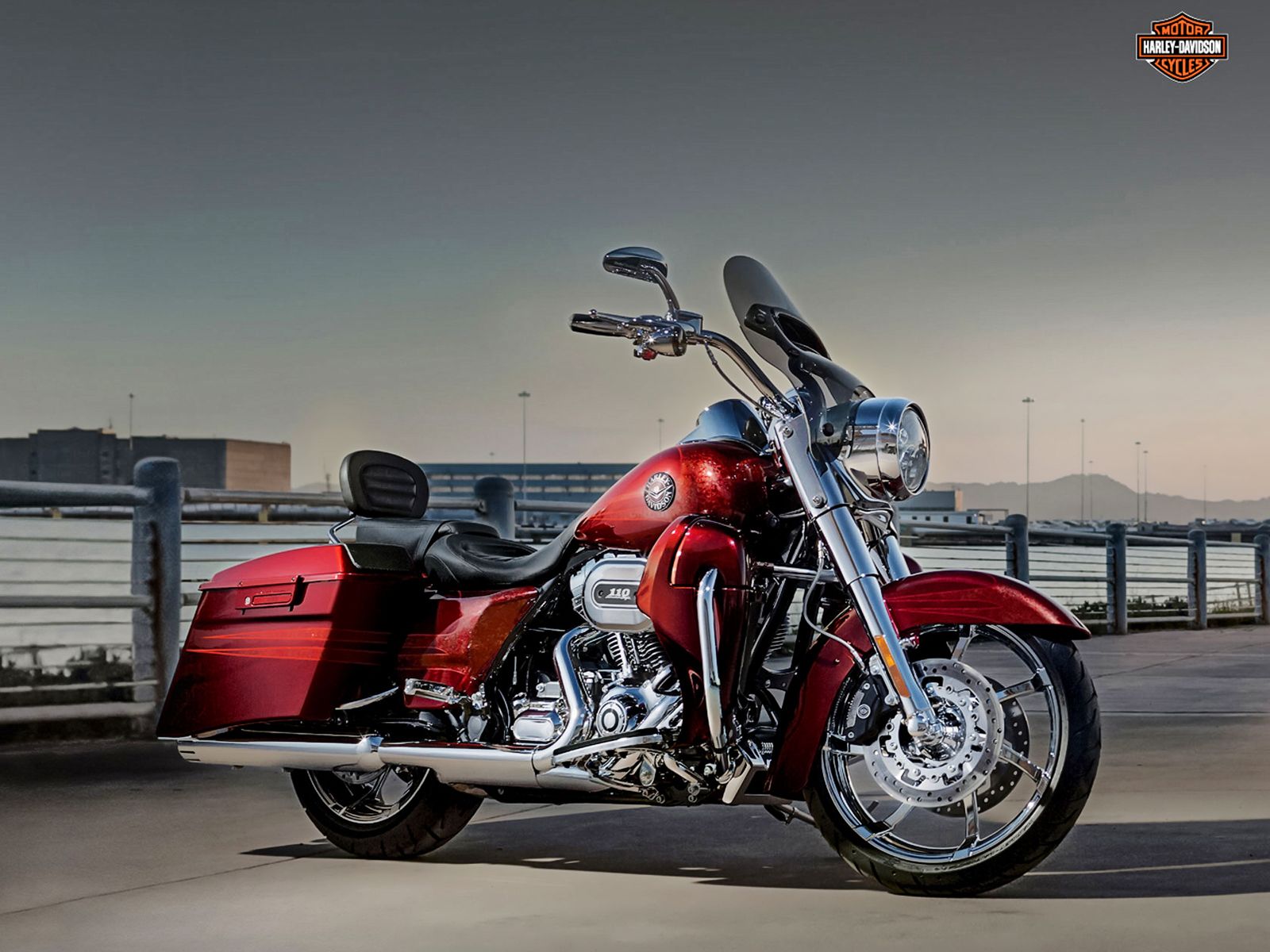 Harley-Davidson Road King Wallpapers