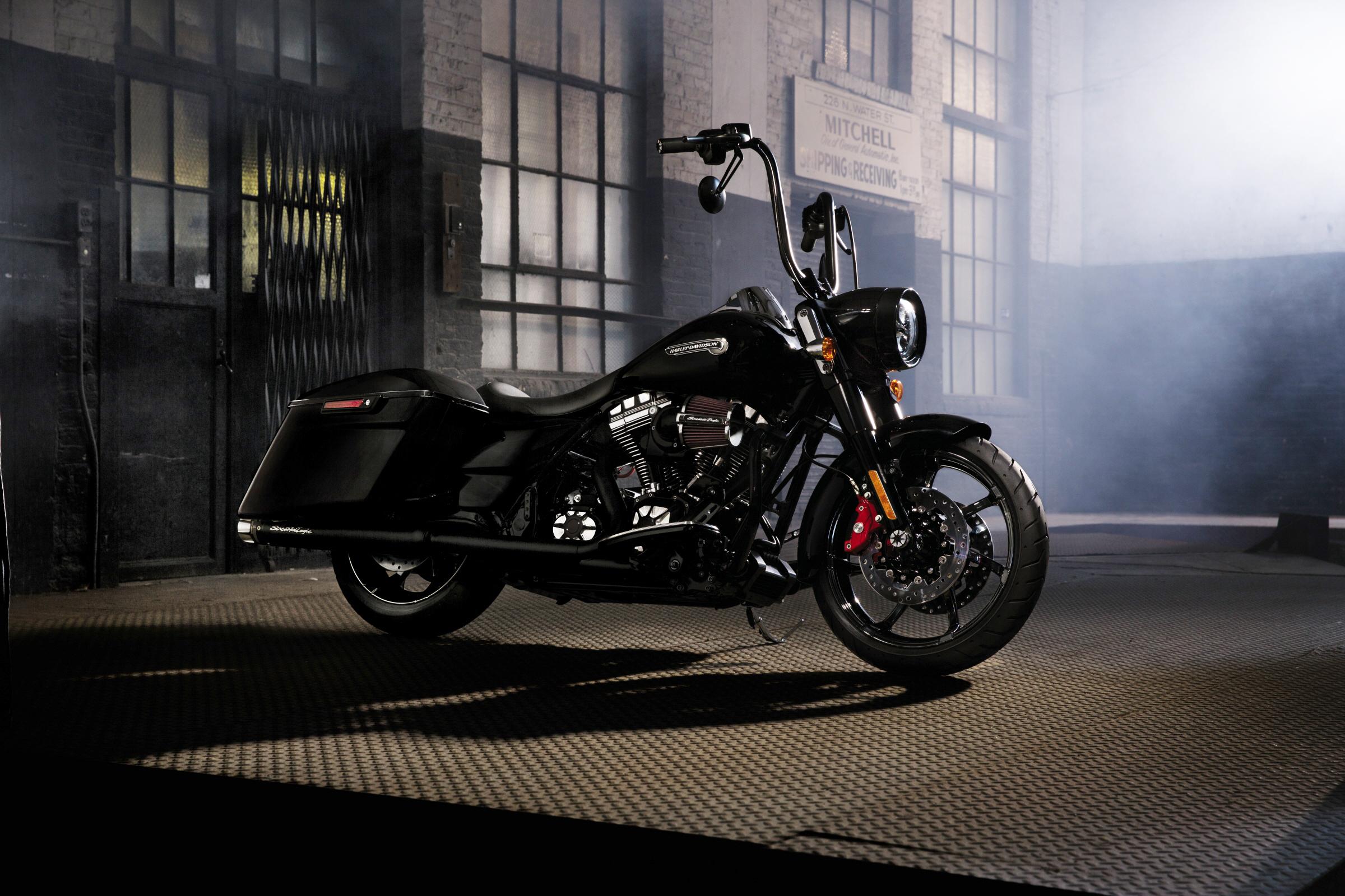 Harley-Davidson Road King Wallpapers