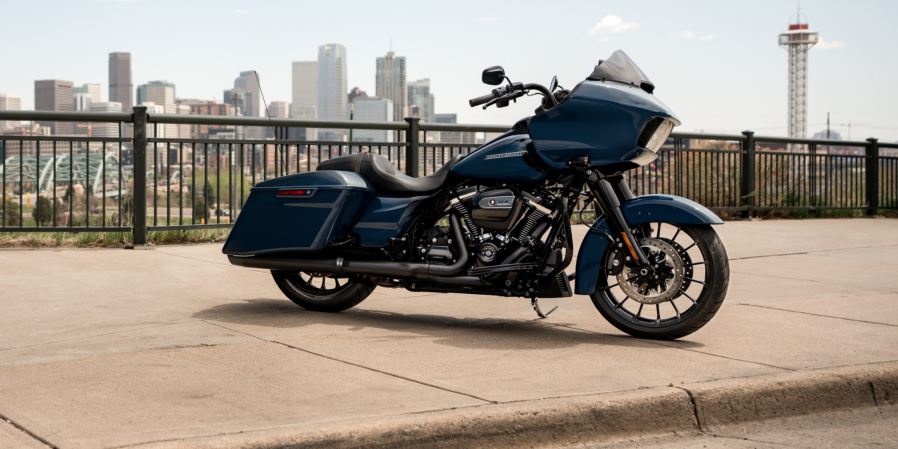 Harley-Davidson Street Glide Wallpapers