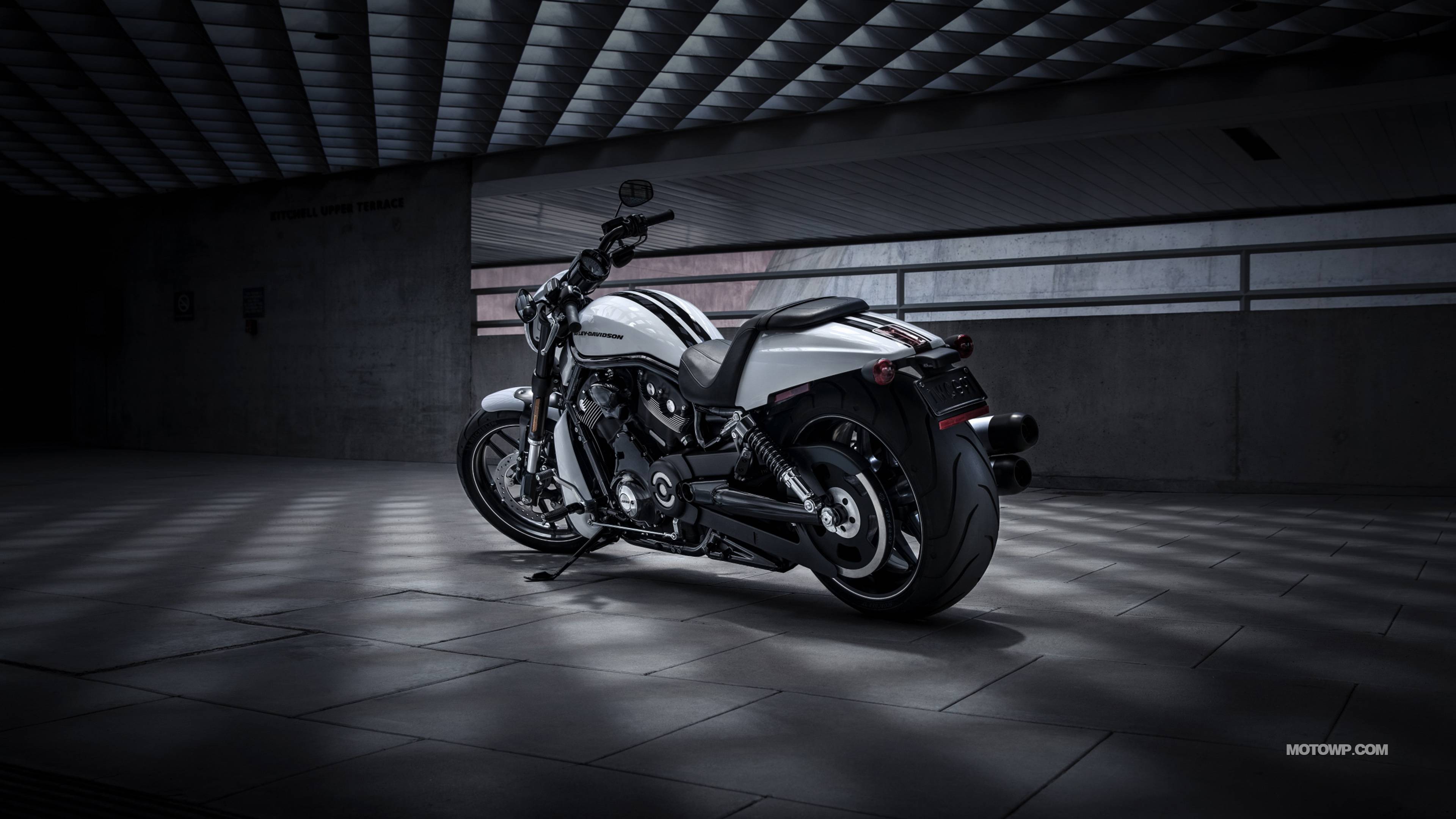 Harley-Davidson V Rod Wallpapers