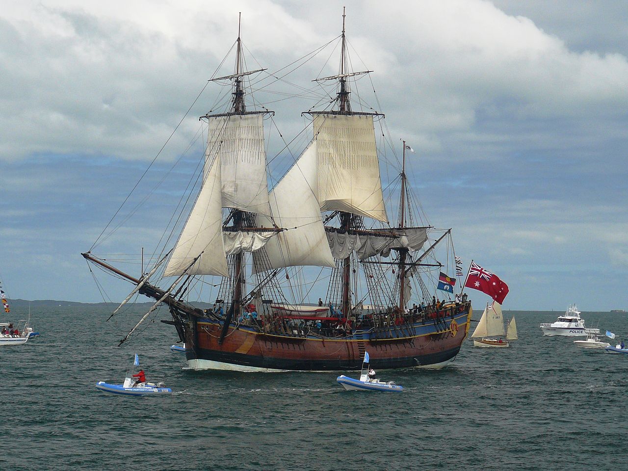 Hm Bark Endeavour Replica Wallpapers