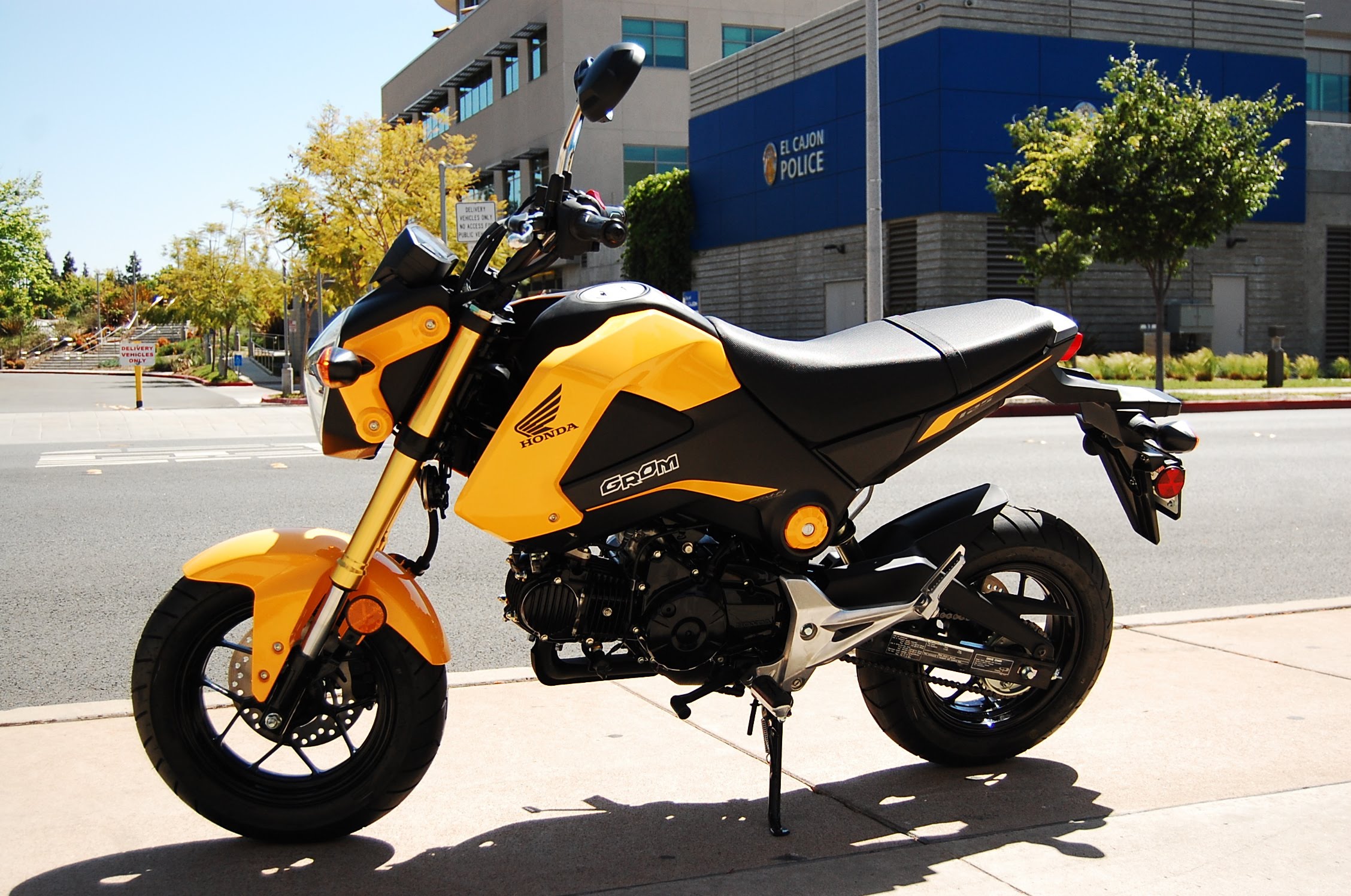 Honda Grom Wallpapers