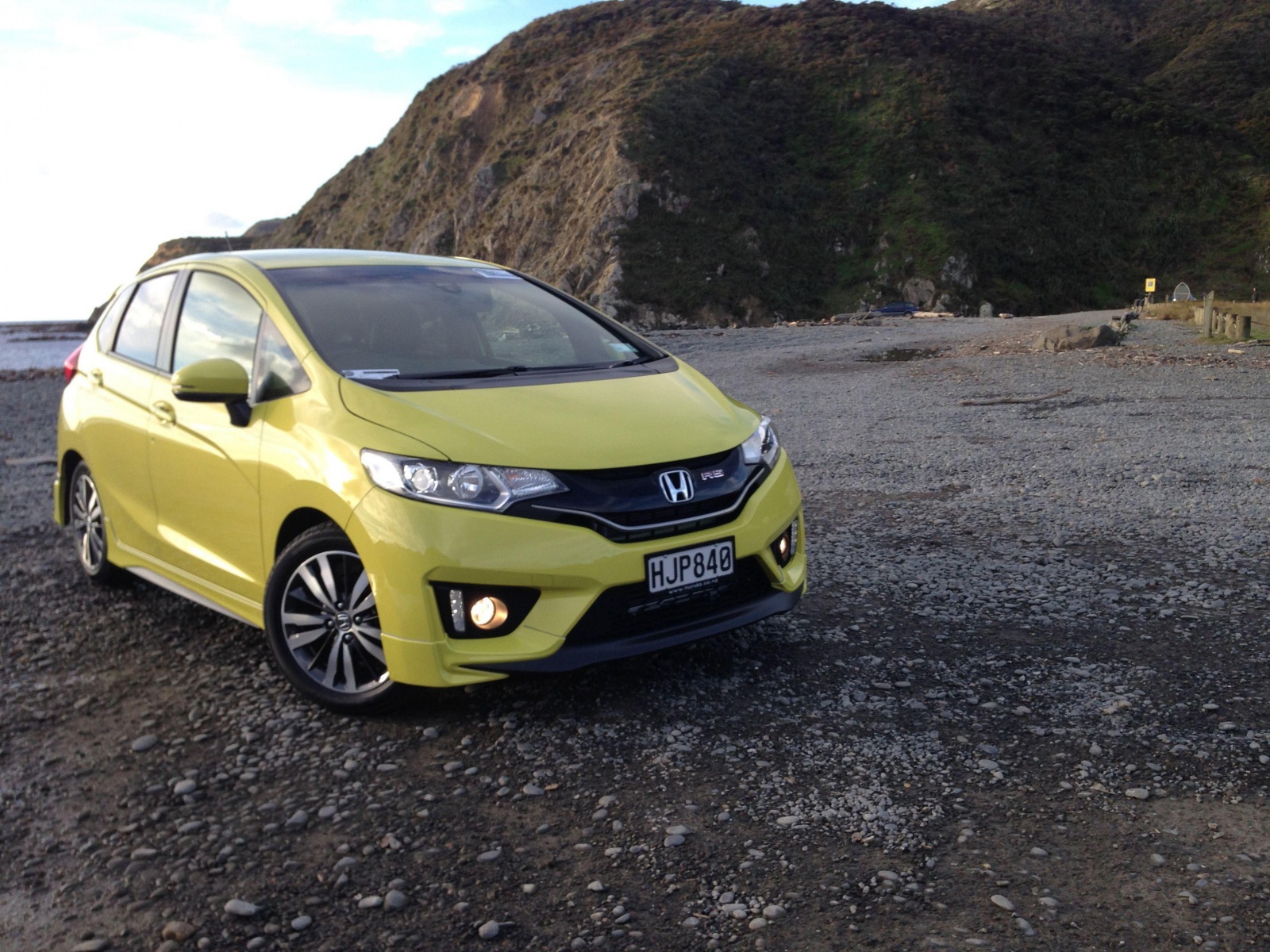 Honda Jazz E:Hev Wallpapers