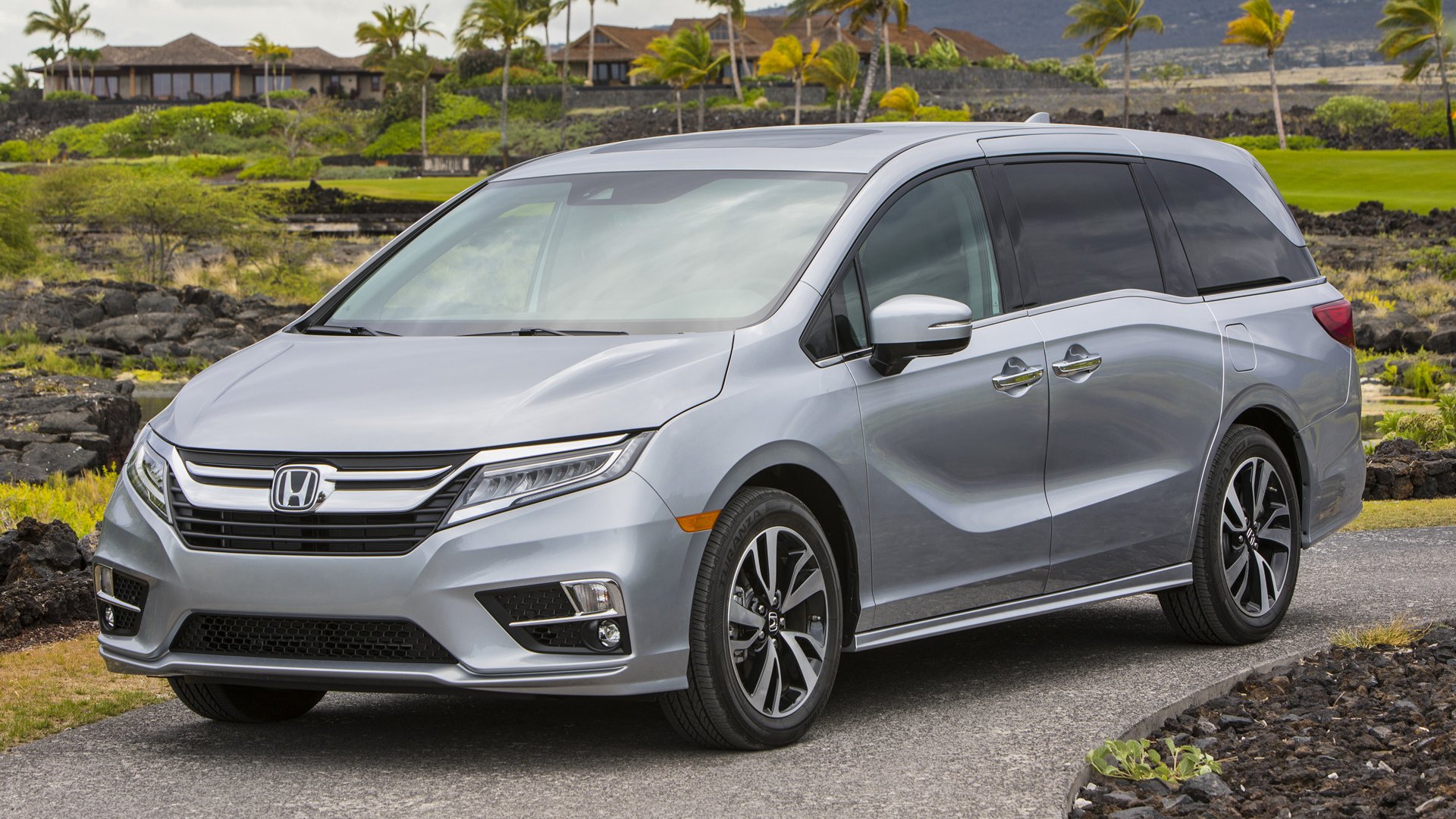 Honda Odyssey Touring Wallpapers