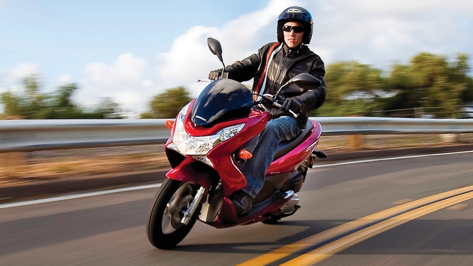 Honda Pcx150 Wallpapers