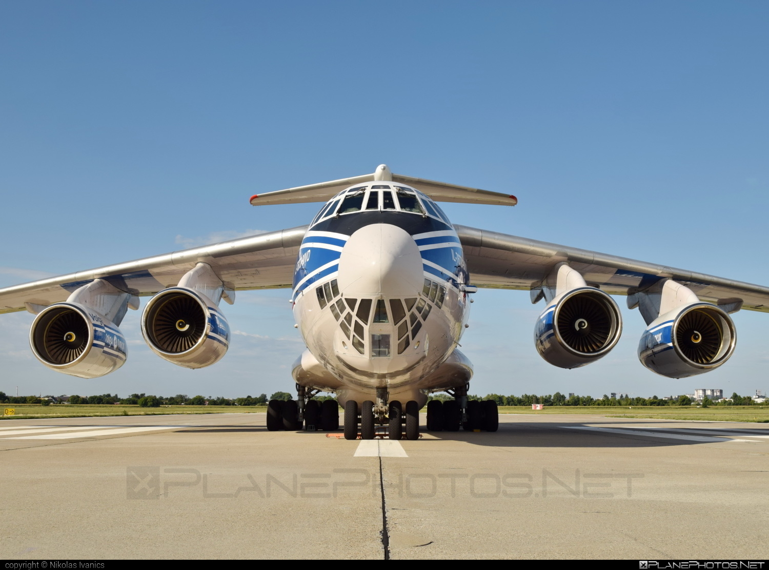 Ilyushin Il-76Td Wallpapers