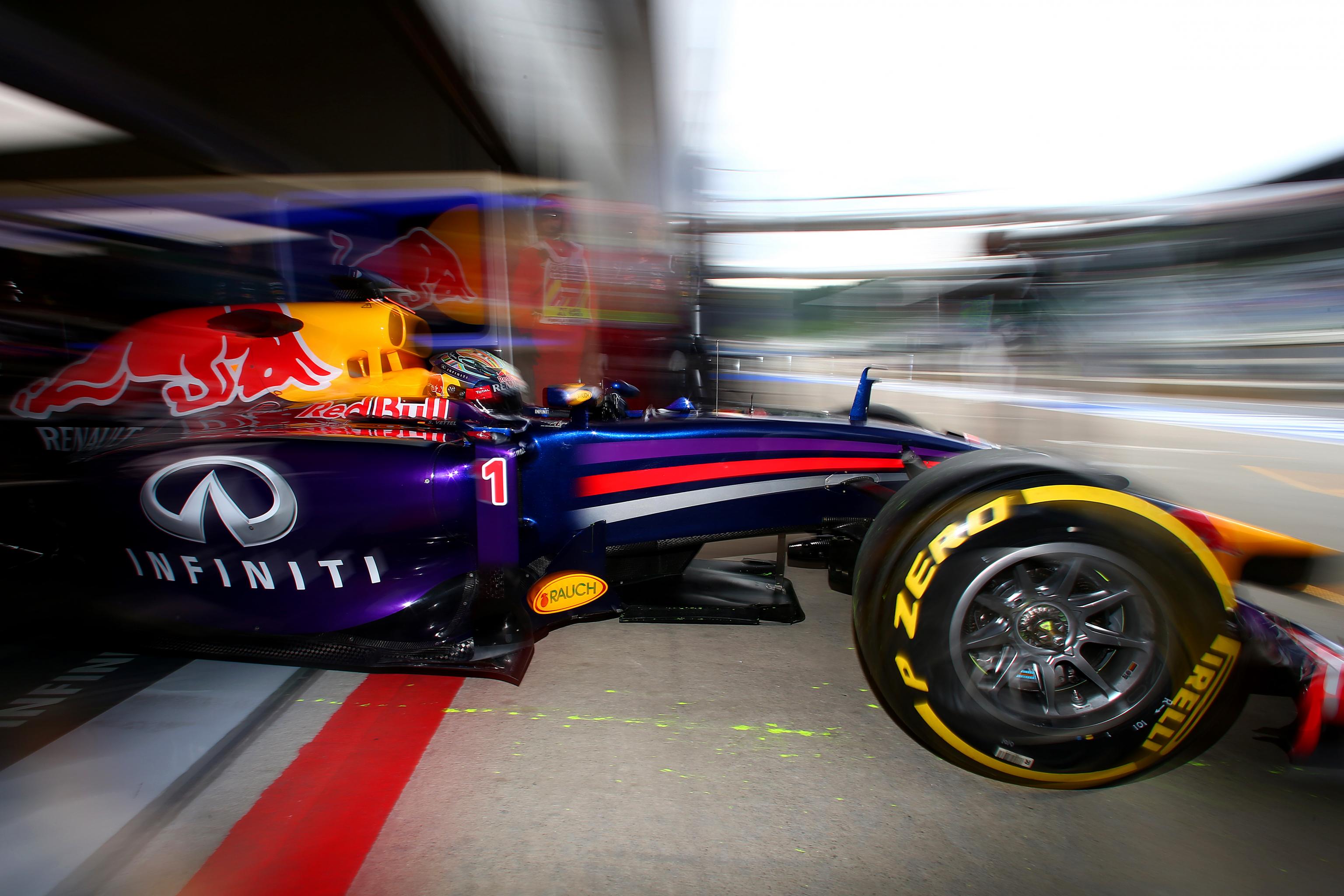 Infiniti F1 Wallpapers