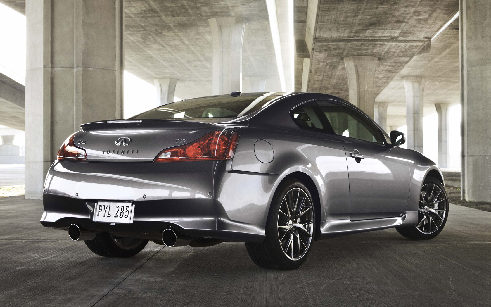 Infiniti G37 Coupe Wallpapers