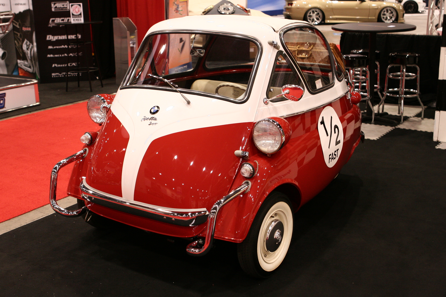 Isetta Wallpapers