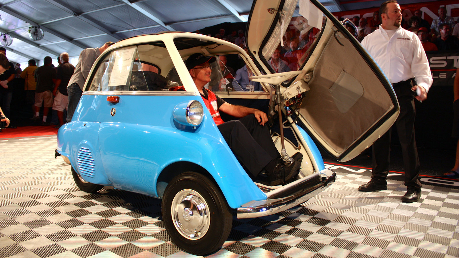 Isetta Wallpapers