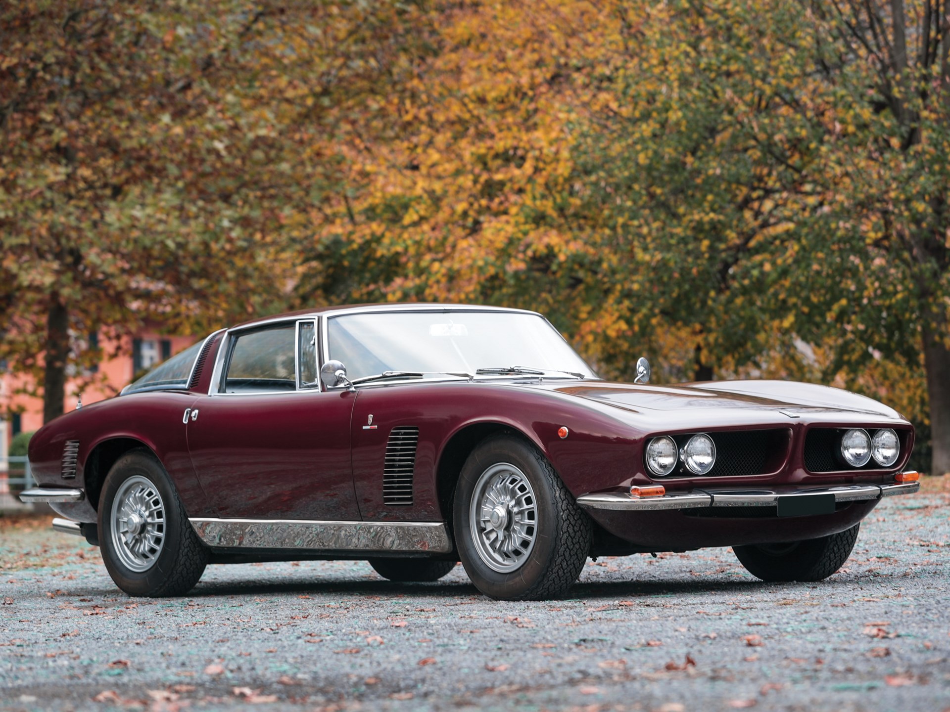 Iso Grifo Wallpapers