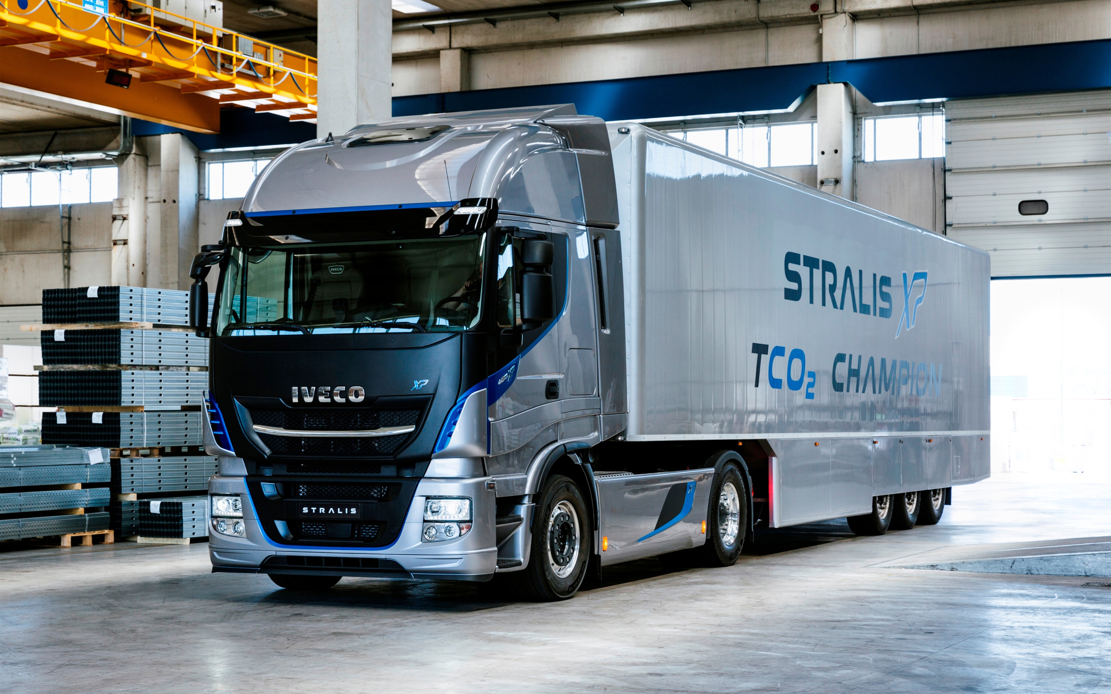 Iveco Stralis Wallpapers