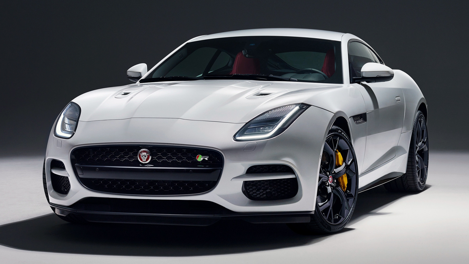 Jaguar F-Type R Wallpapers