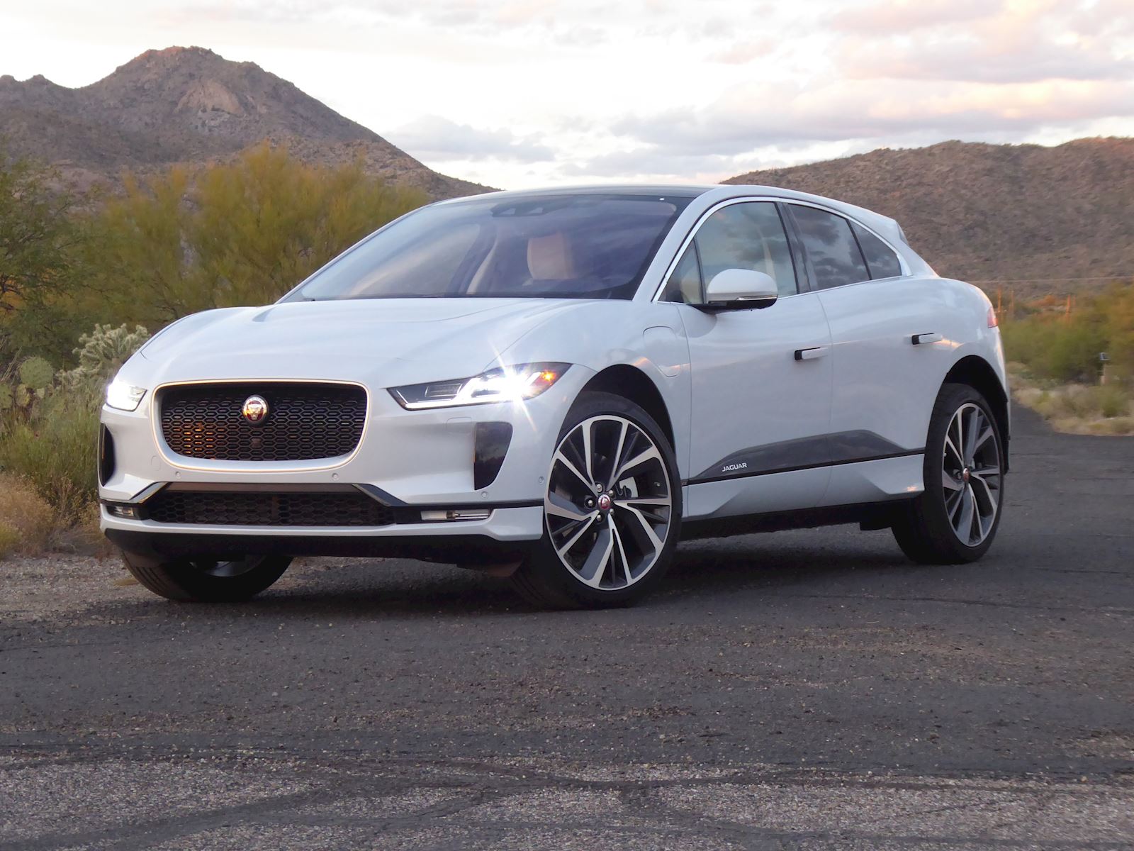 Jaguar I-Pace Wallpapers