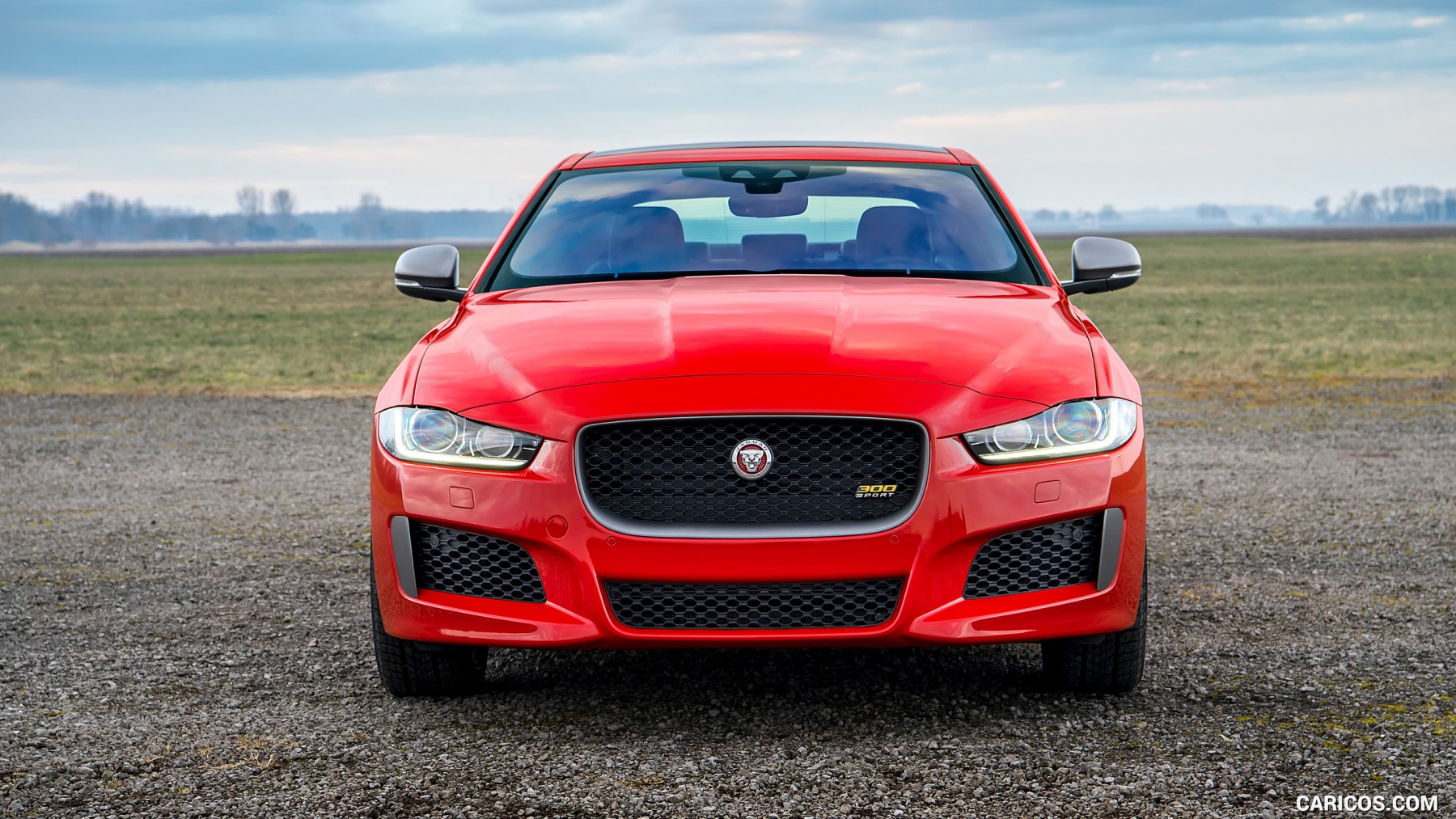 Jaguar Xe 2019 Wallpapers