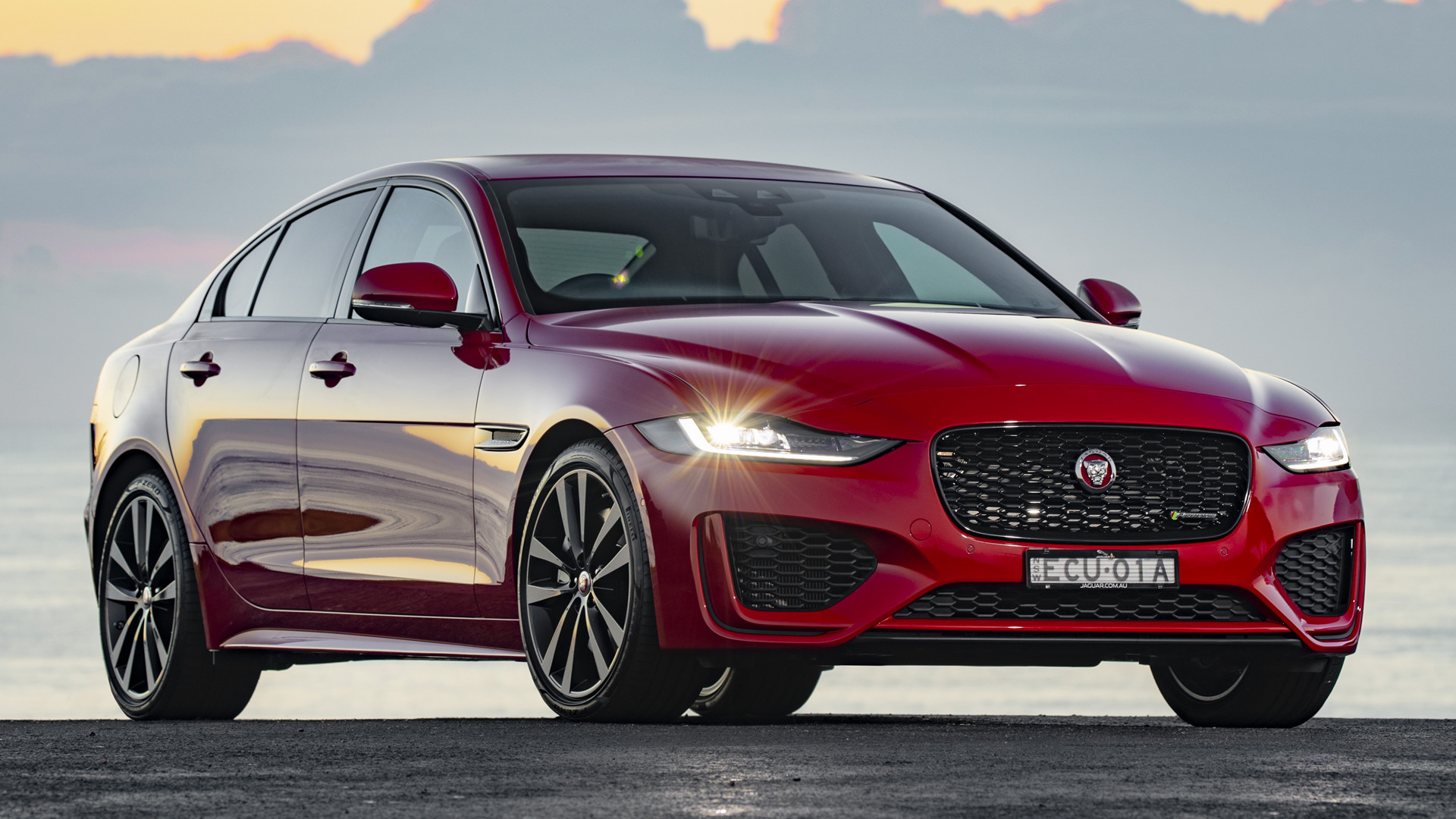 Jaguar Xe P300 Awd Wallpapers