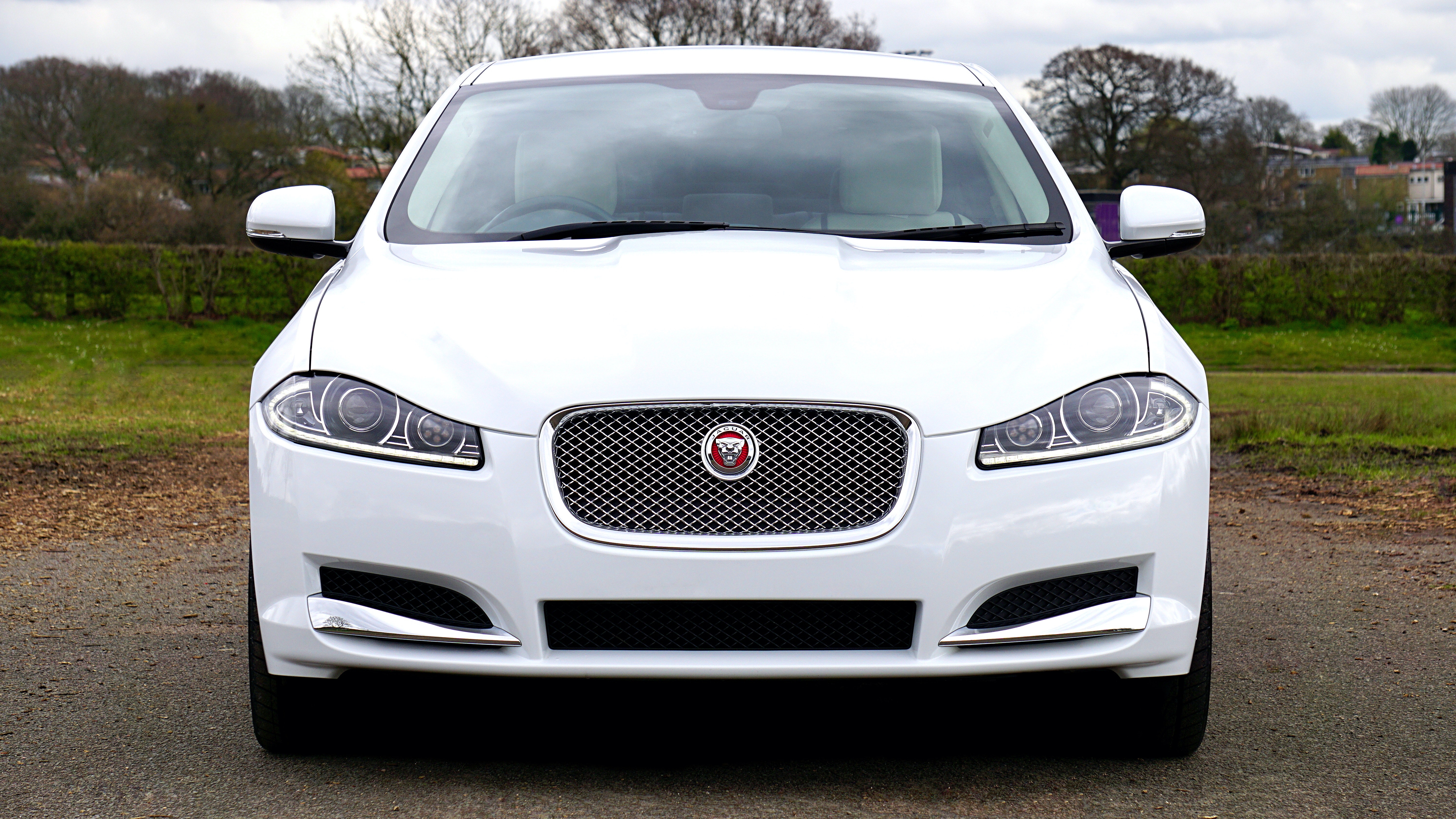 Jaguar Xf Wallpapers