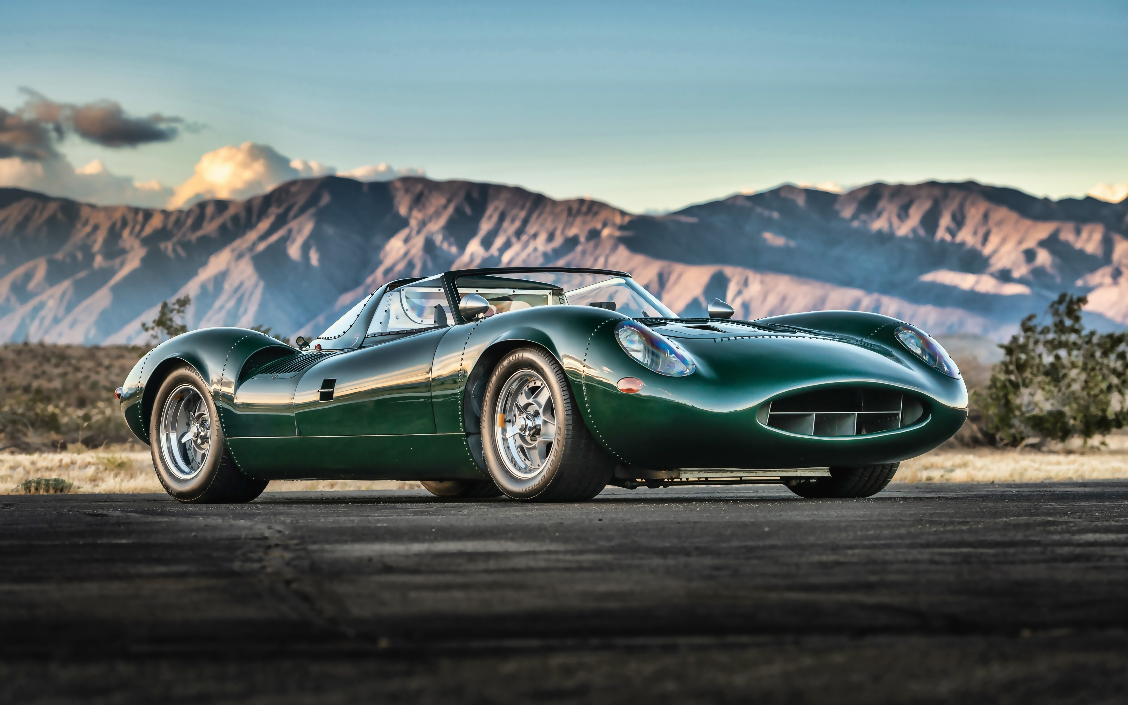 Jaguar Xj13 Wallpapers