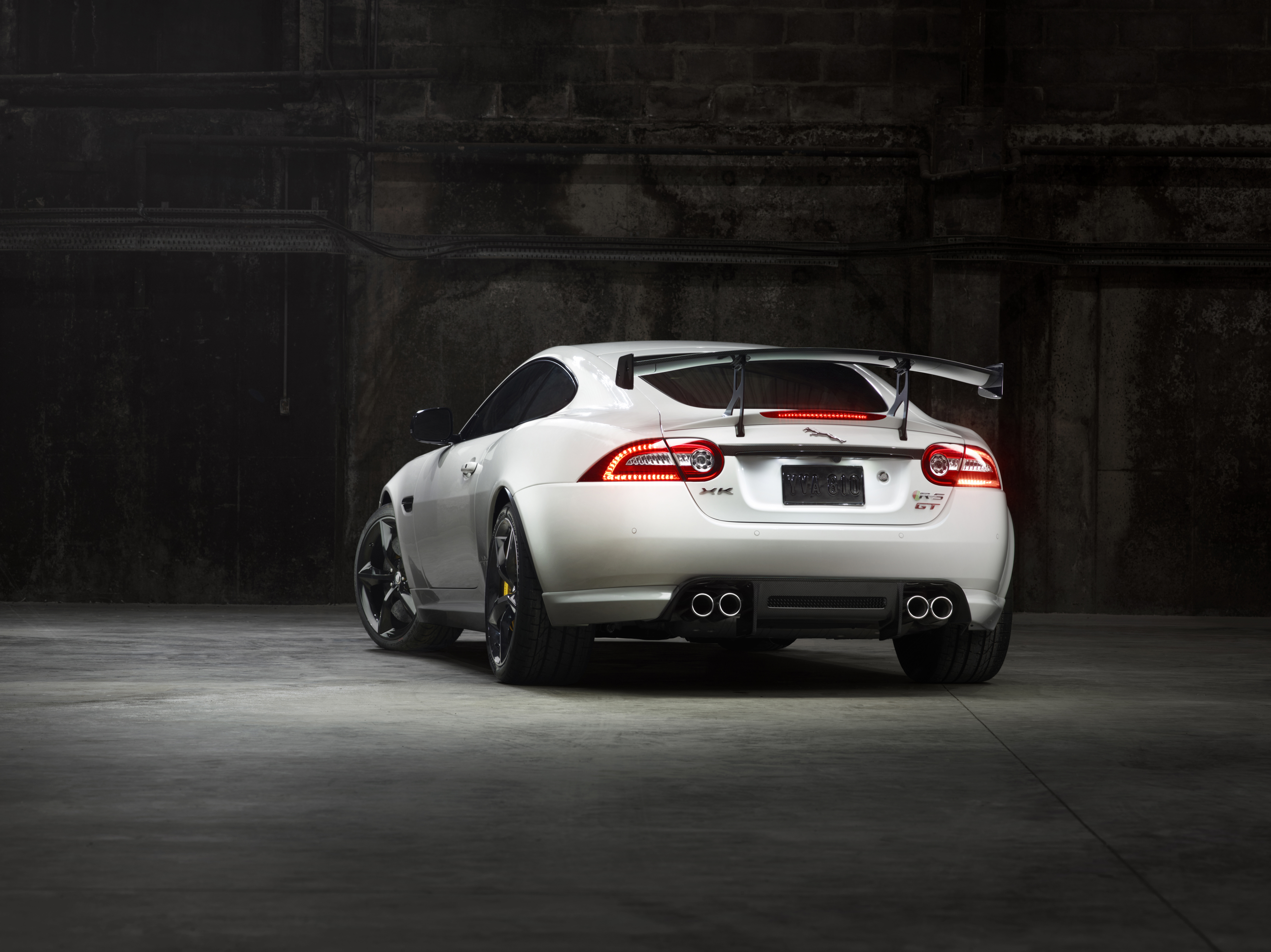 Jaguar Xkr-S Wallpapers