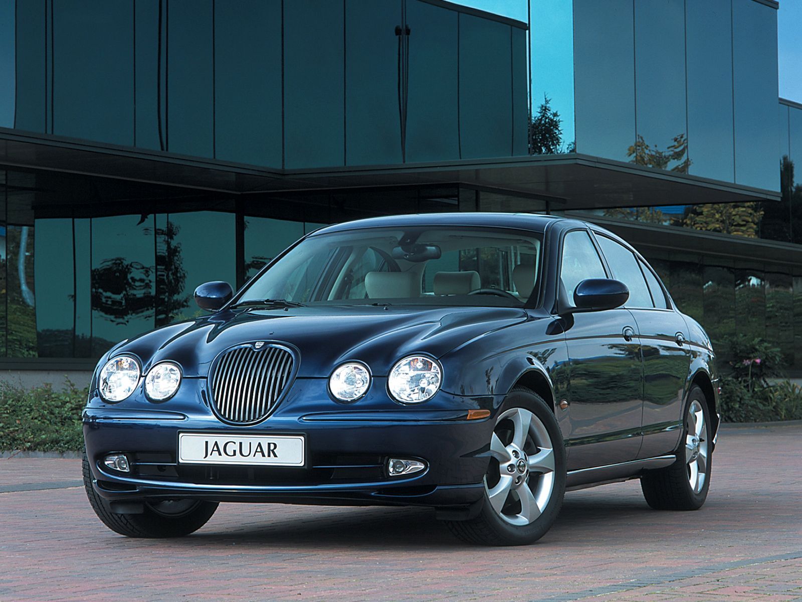 Jaguar X-Type Wallpapers