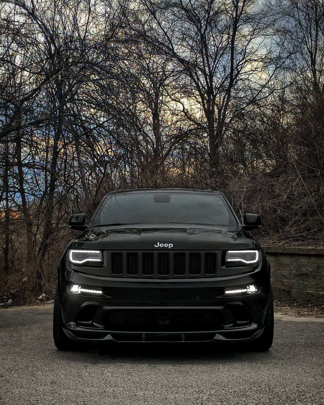 Jeep Grand Cherokee Srt8 Wallpapers