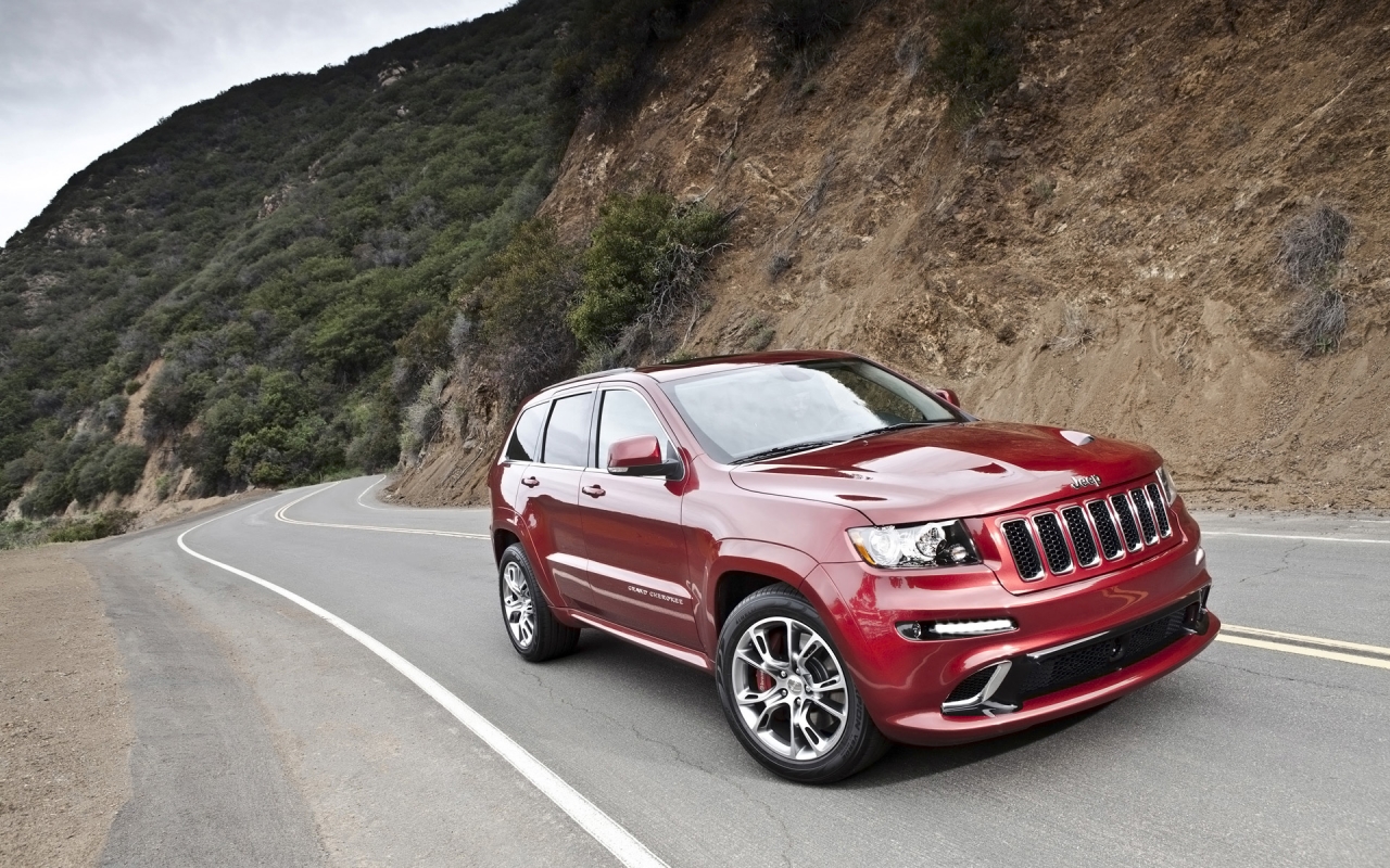 Jeep Grand Cherokee Srt8 Wallpapers