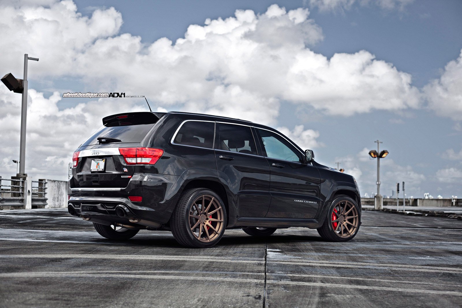 Jeep Grand Cherokee Srt8 Wallpapers