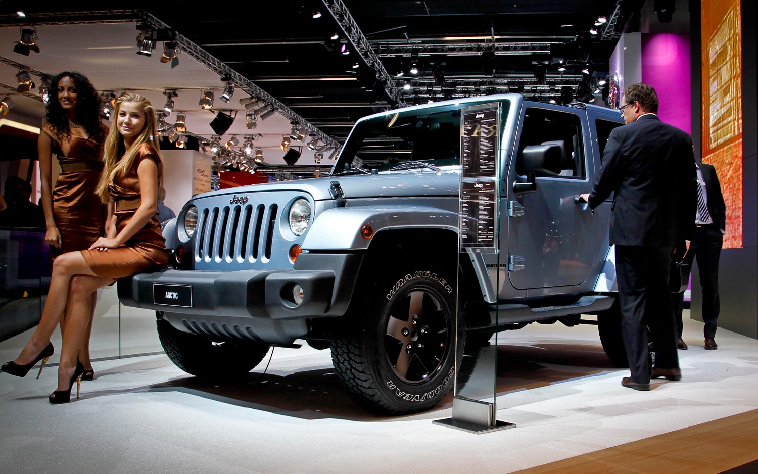 Jeep Wrangler Unlimited Arctic Wallpapers