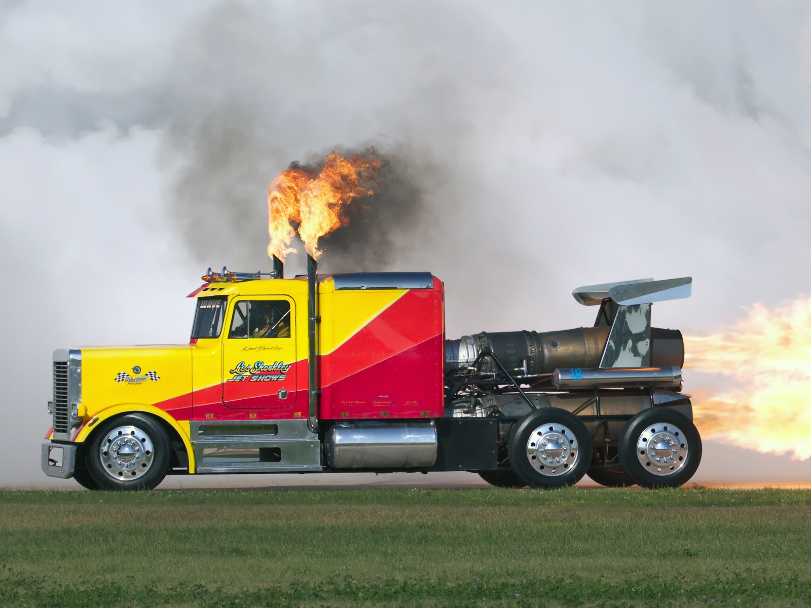 Jet Truck Wallpapers