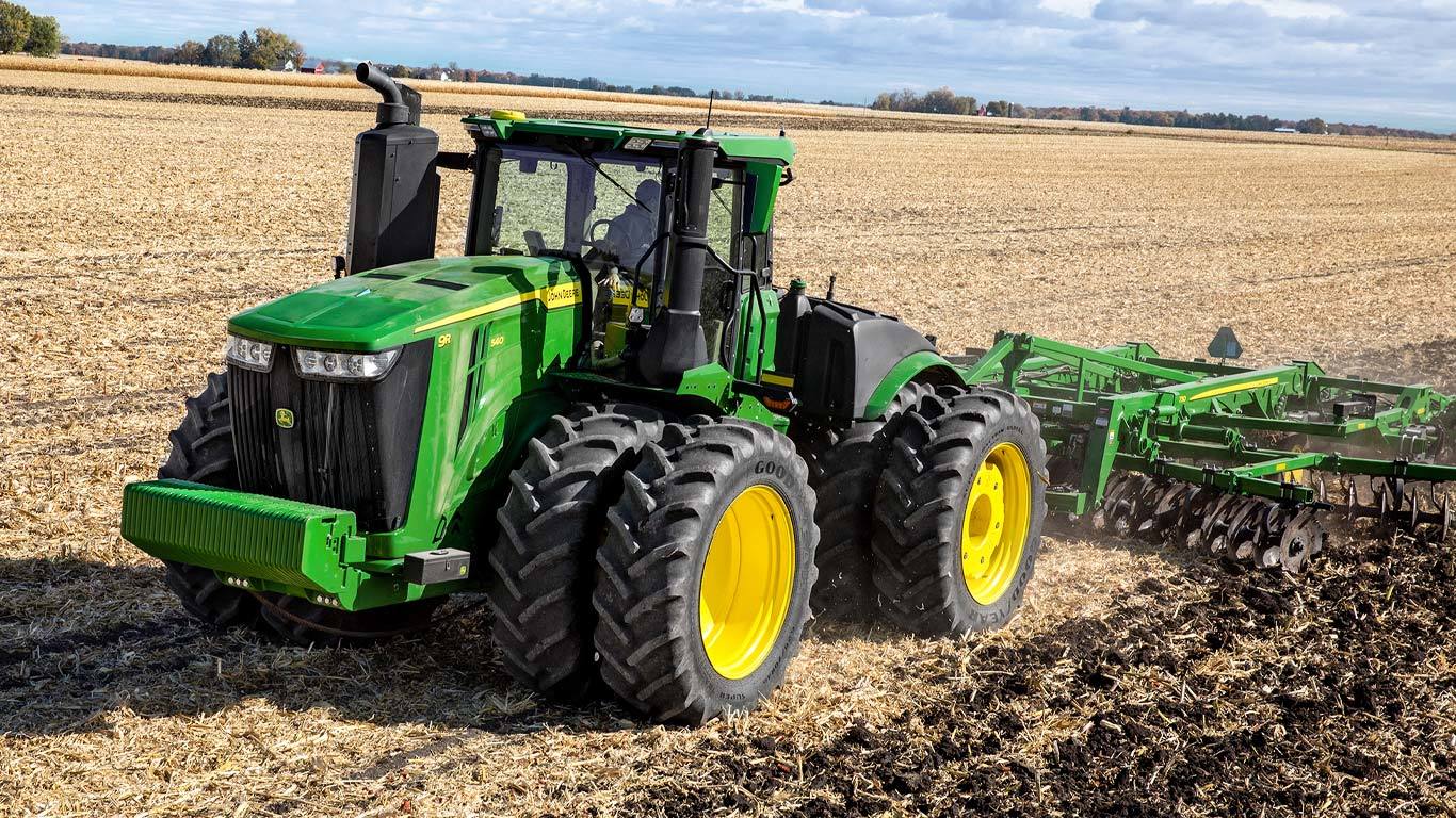 John Deere 9R Wallpapers