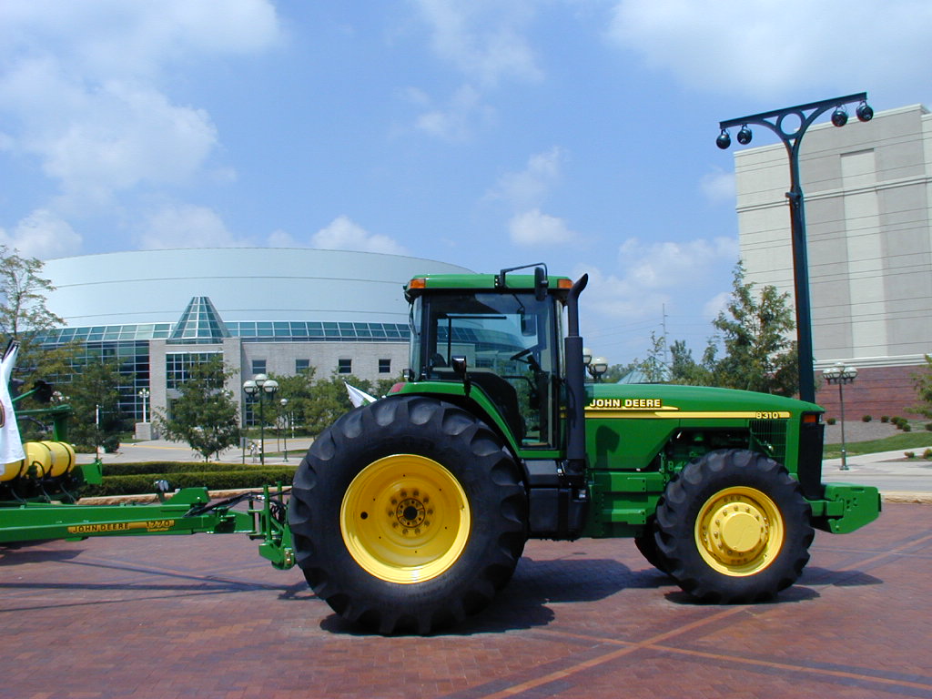 John Deere T Series Wallpapers